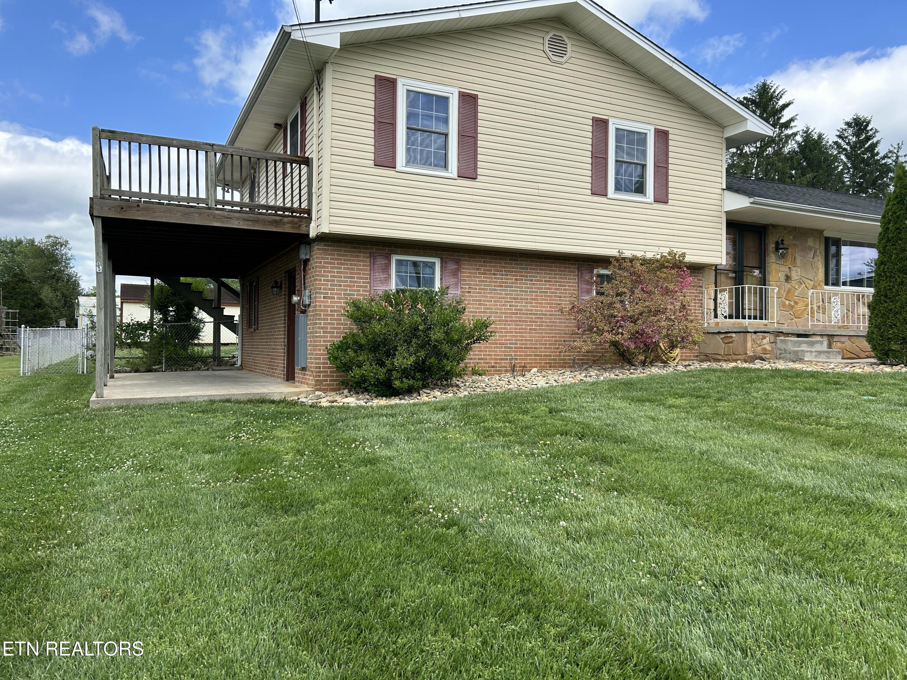 323 Logan Street Seymour TN 37865