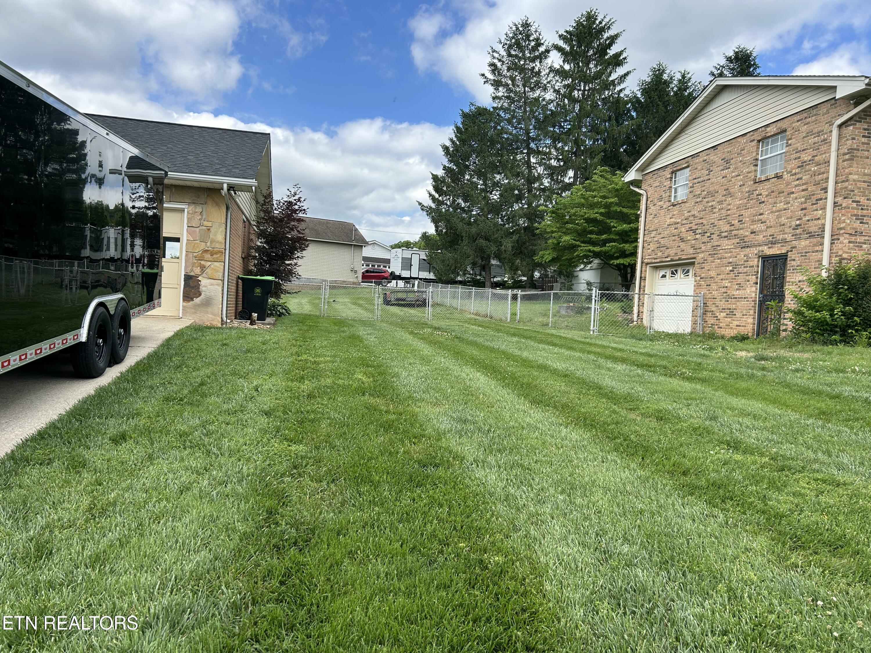 323 Logan Street Seymour TN 37865