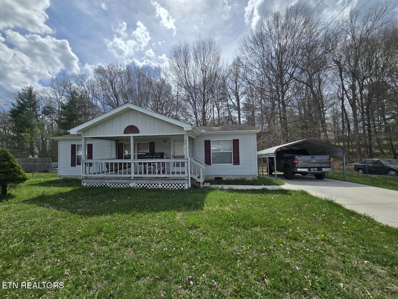 339 Edgewood Boulevard Oneida TN 37841