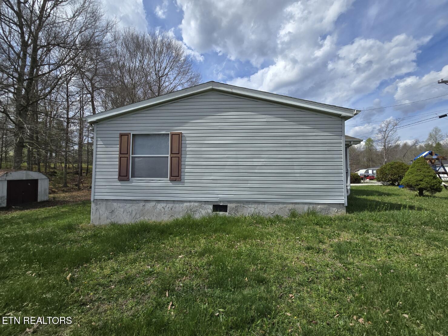 339 Edgewood Boulevard Oneida TN 37841