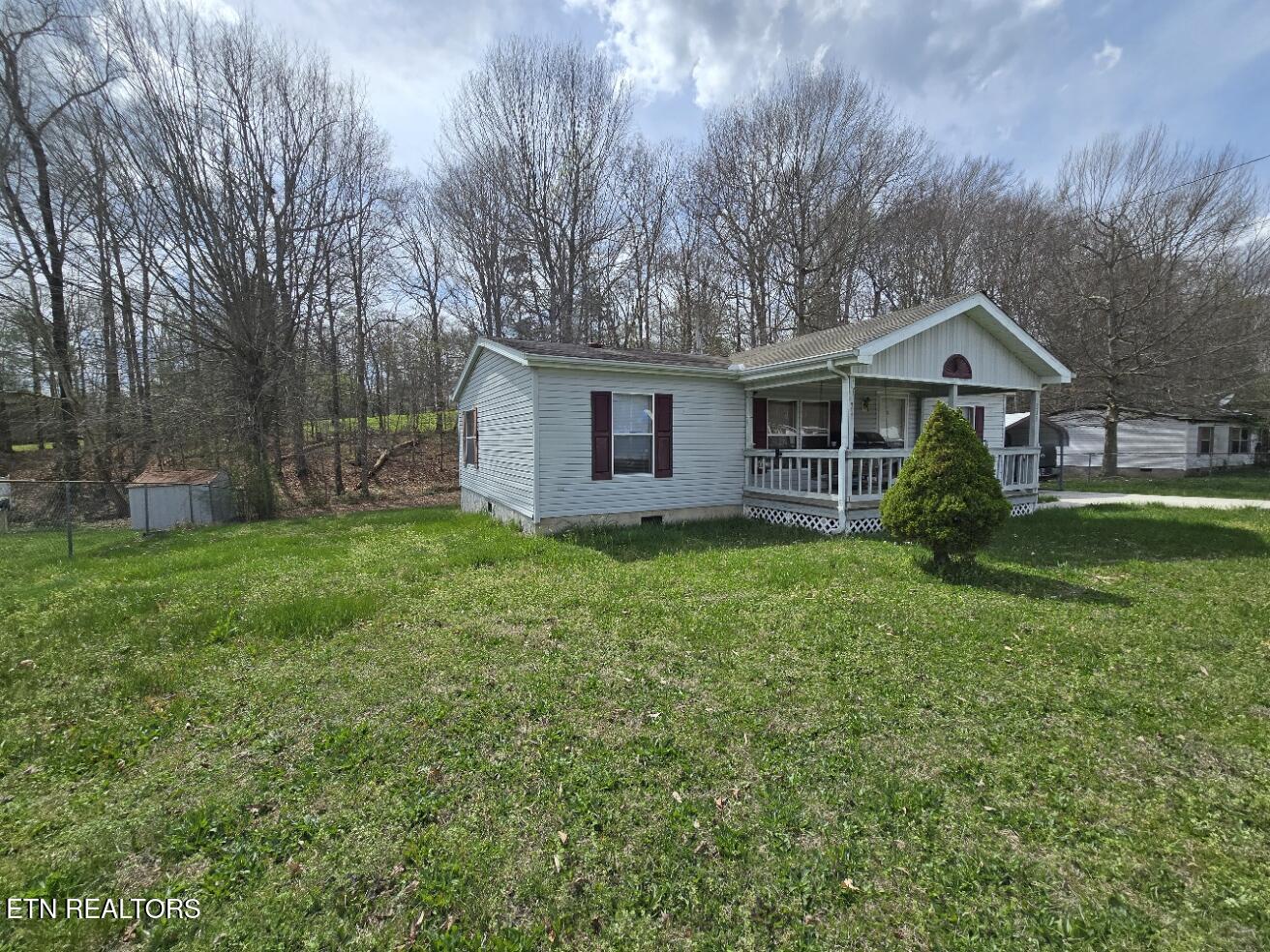 339 Edgewood Boulevard Oneida TN 37841