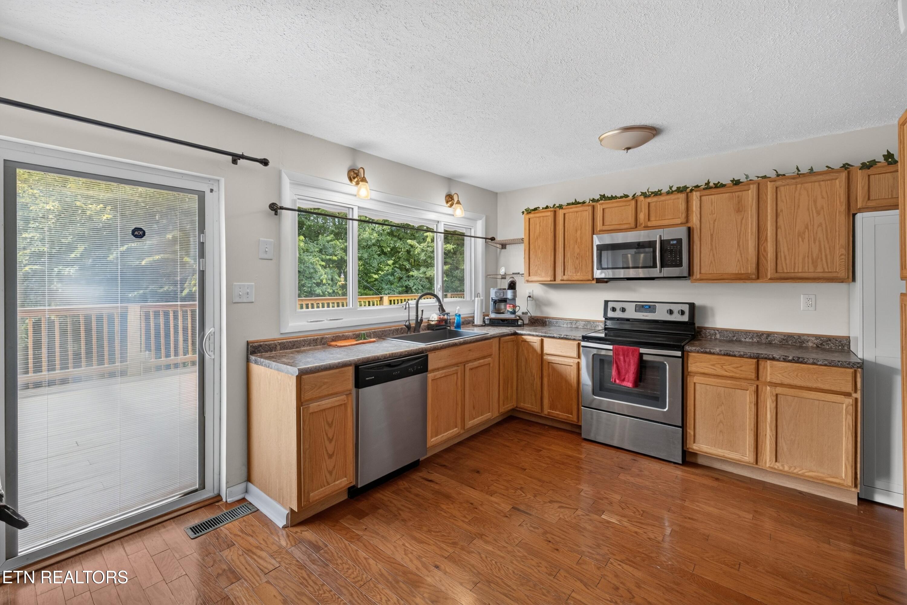 2829 Indian Creek Road Dandridge TN 37725