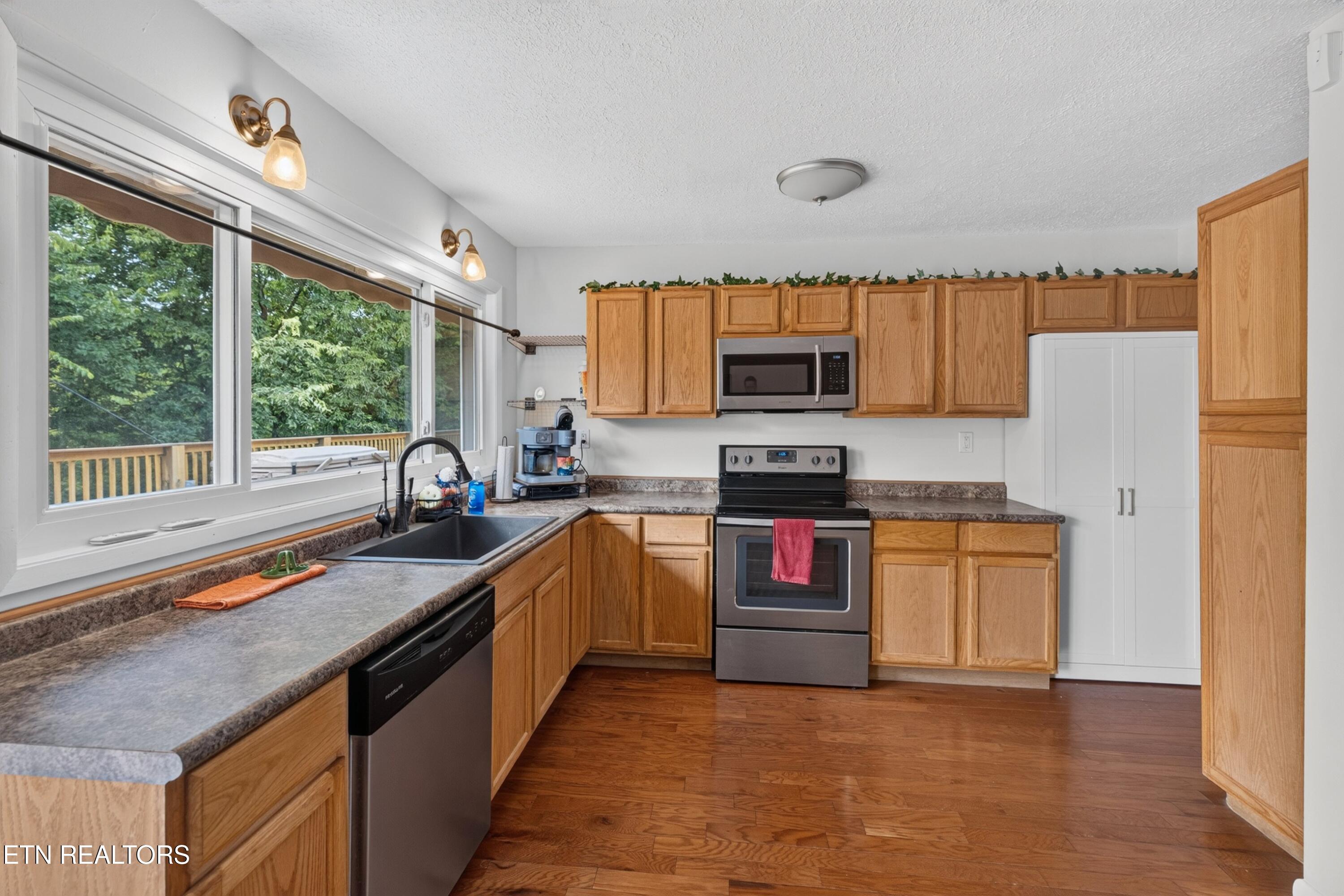 2829 Indian Creek Road Dandridge TN 37725