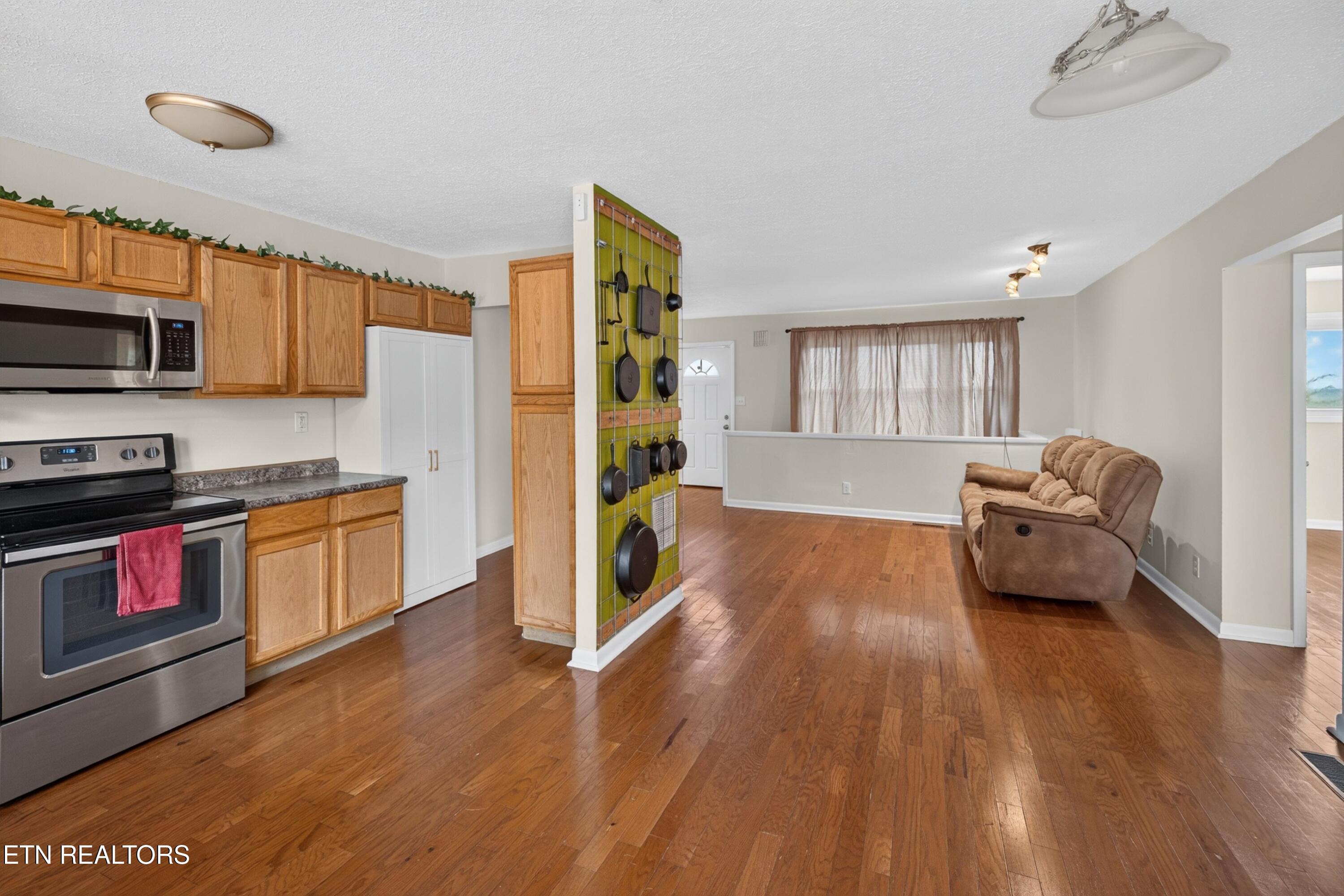 2829 Indian Creek Road Dandridge TN 37725
