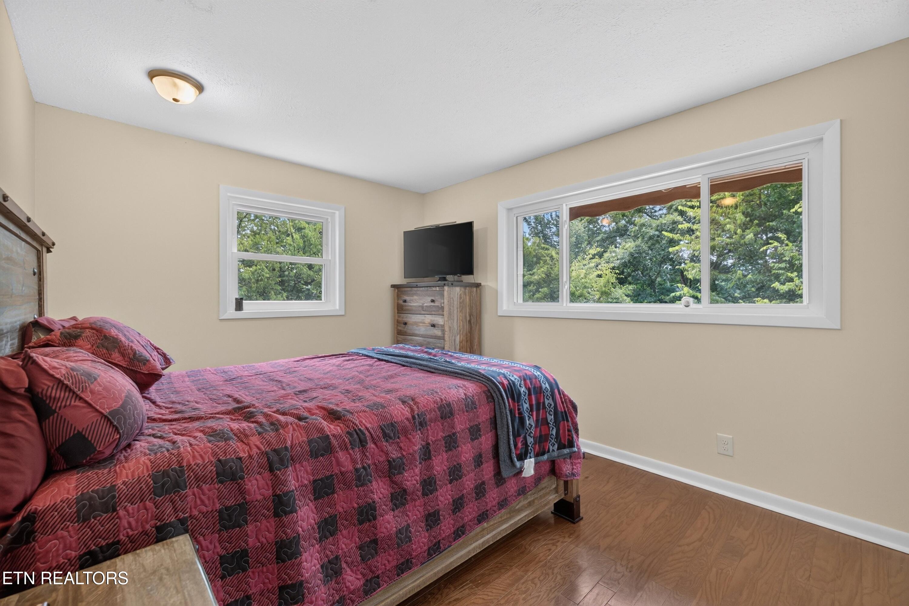 2829 Indian Creek Road Dandridge TN 37725