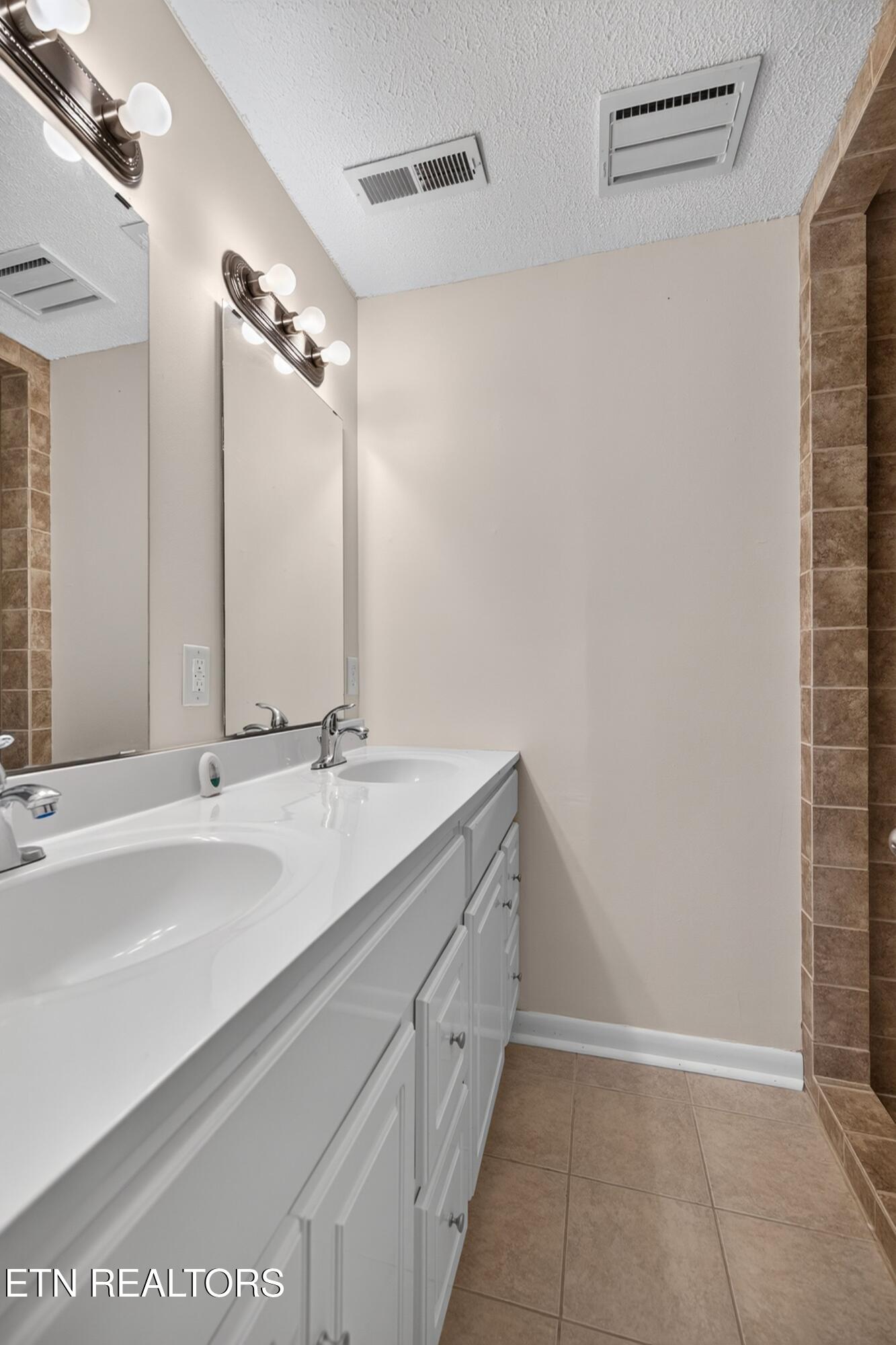 2829 Indian Creek Road Dandridge TN 37725