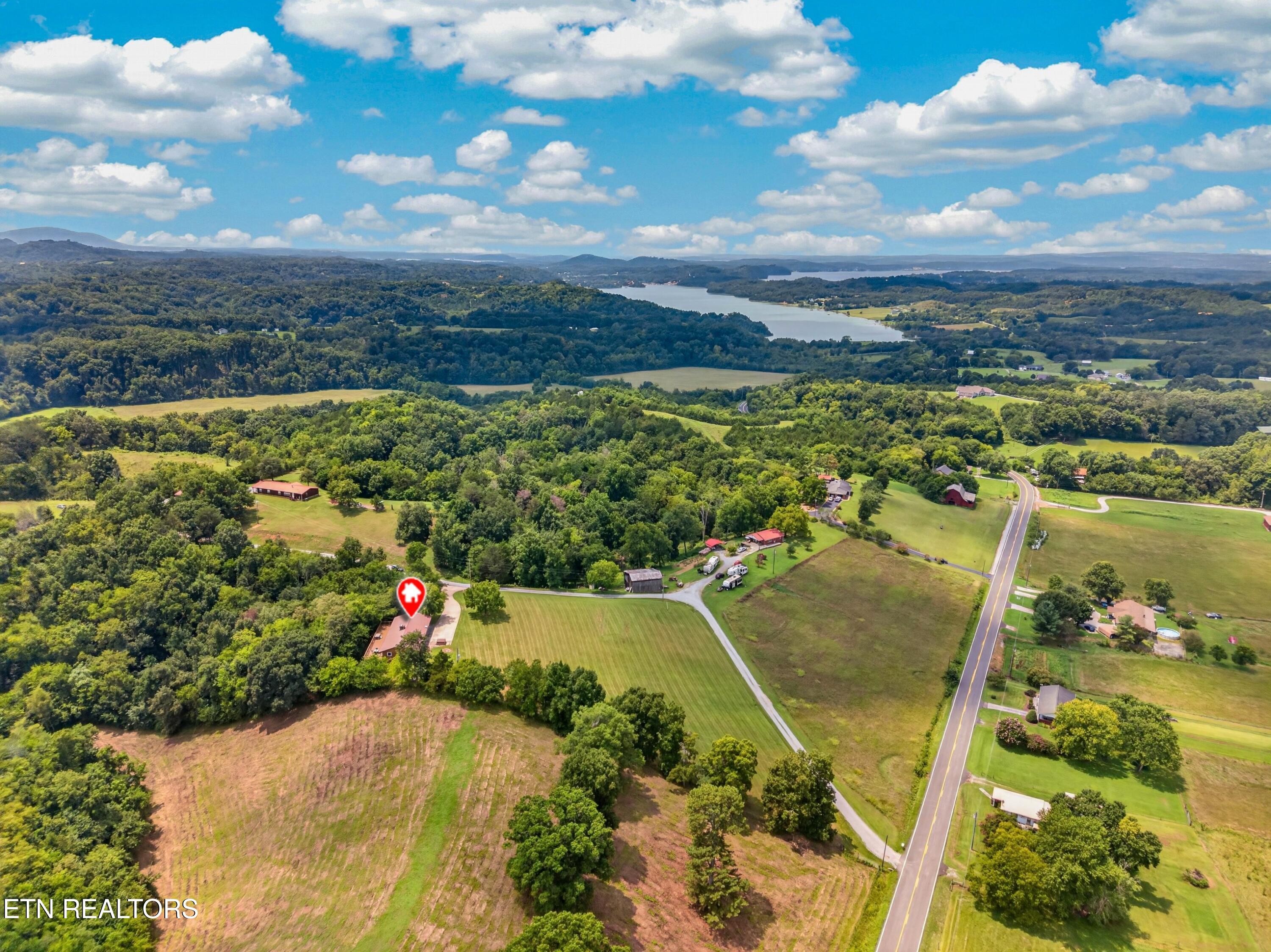 2829 Indian Creek Road Dandridge TN 37725