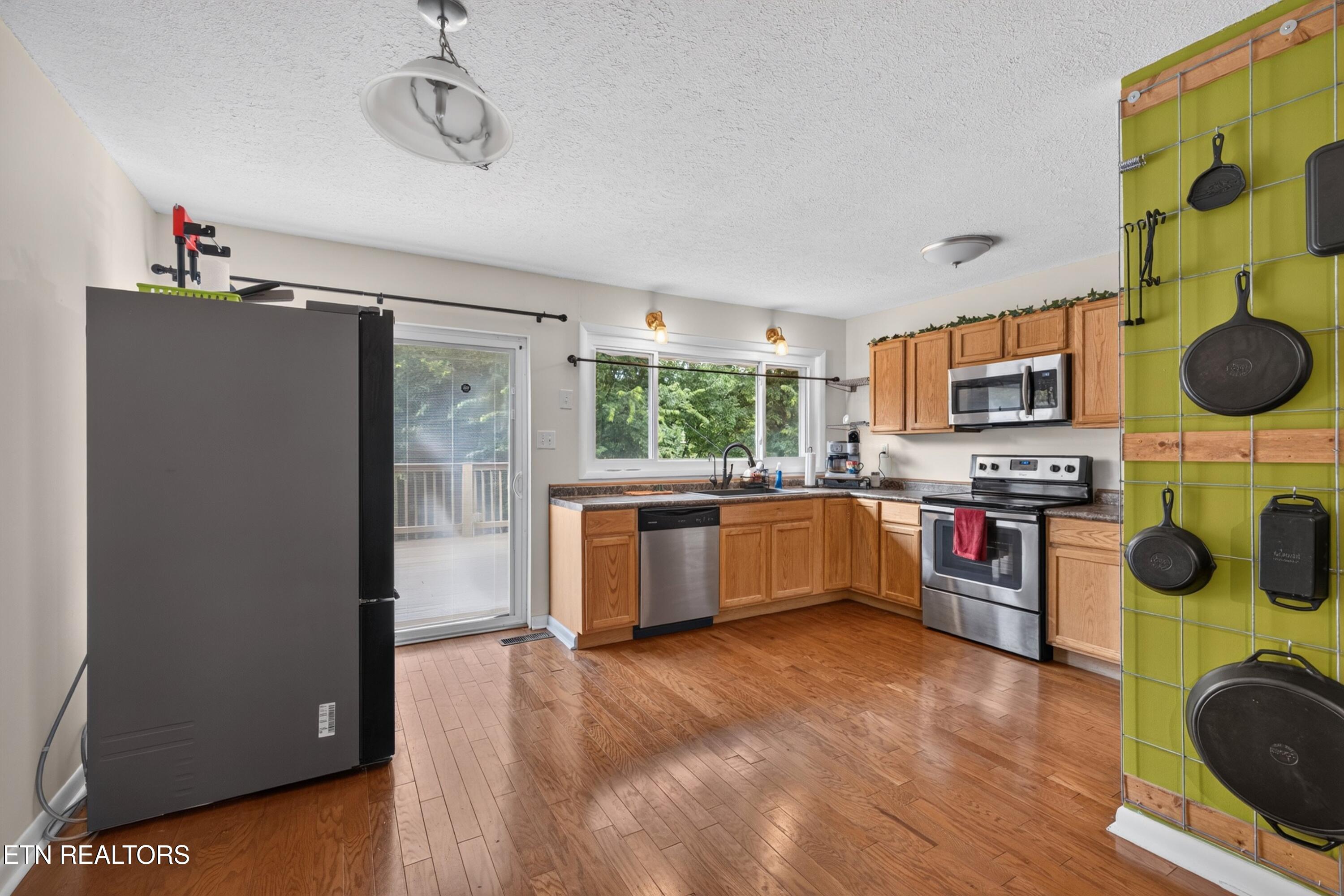 2829 Indian Creek Road Dandridge TN 37725