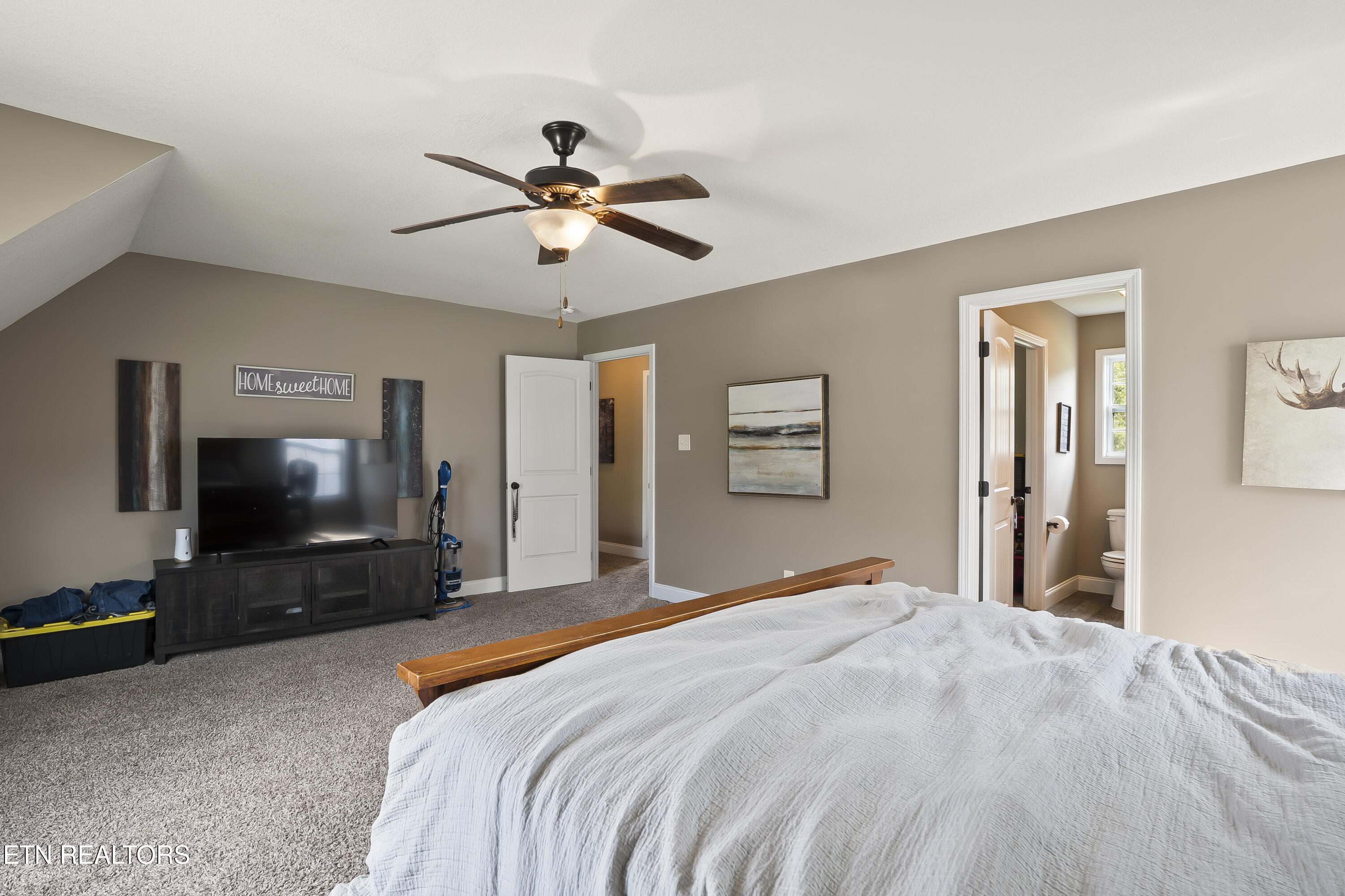 1904 Mahogany Wood Trail Knoxville TN 37920
