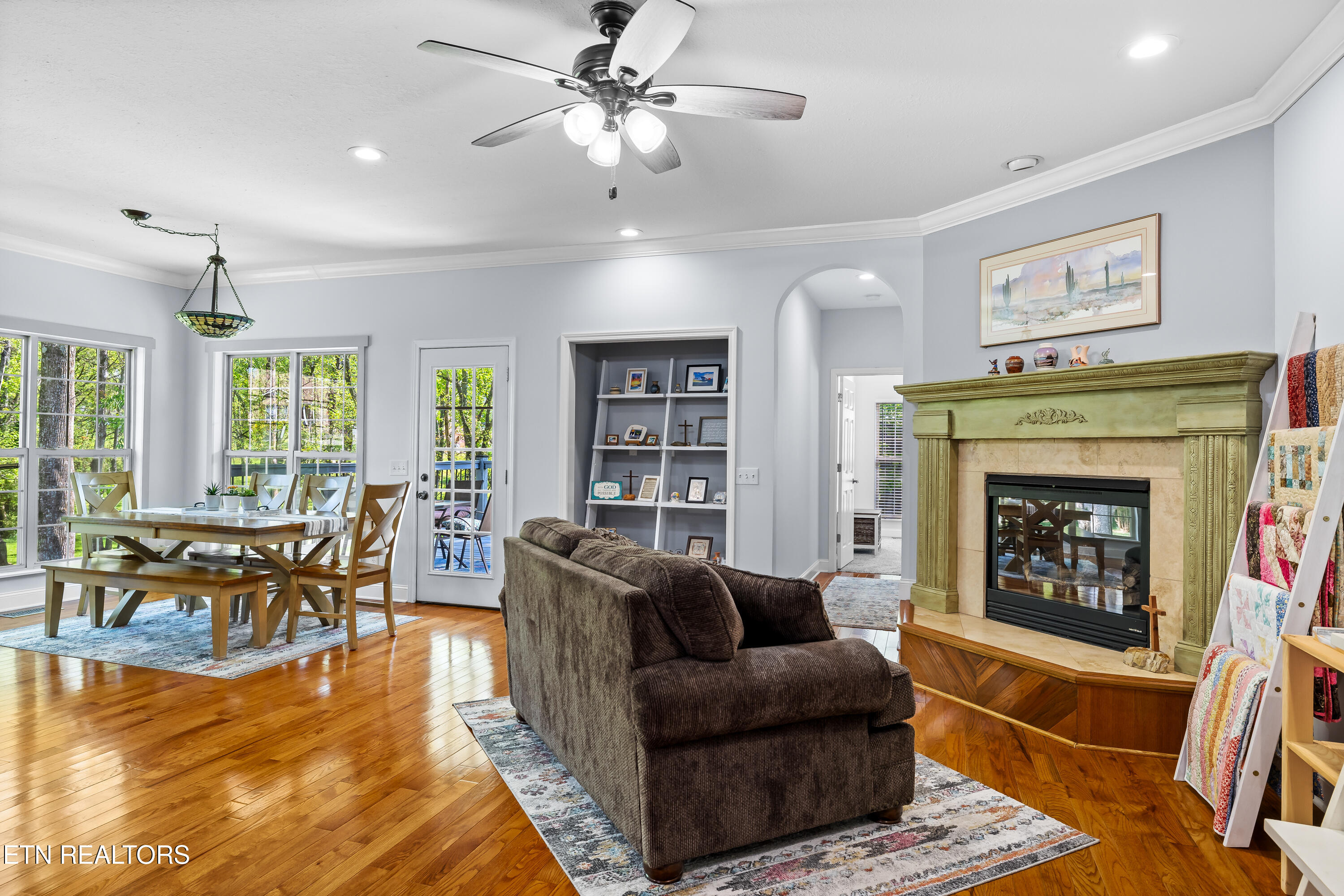 1304 Apache Court Maryville TN 37801