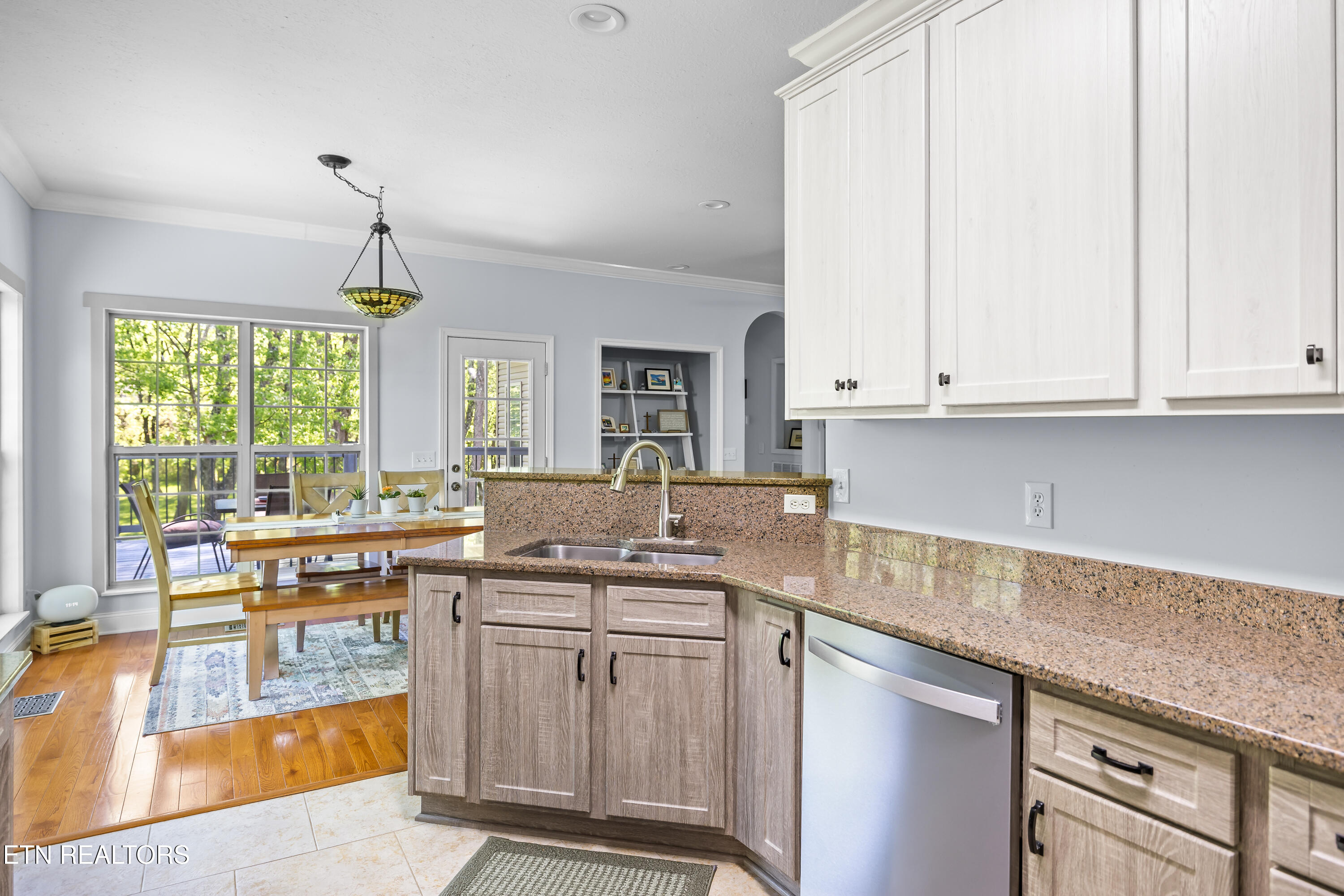 1304 Apache Court Maryville TN 37801