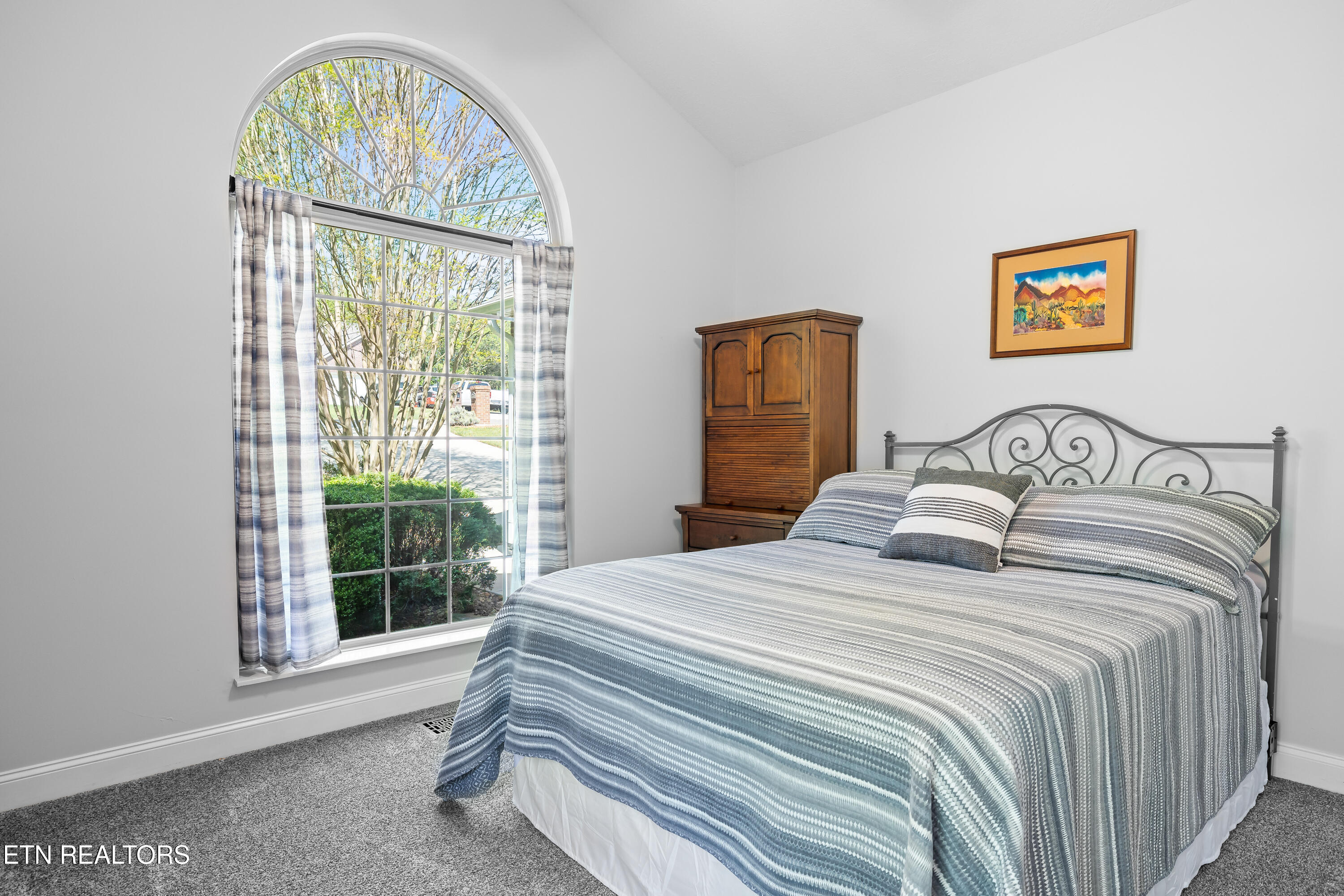 1304 Apache Court Maryville TN 37801