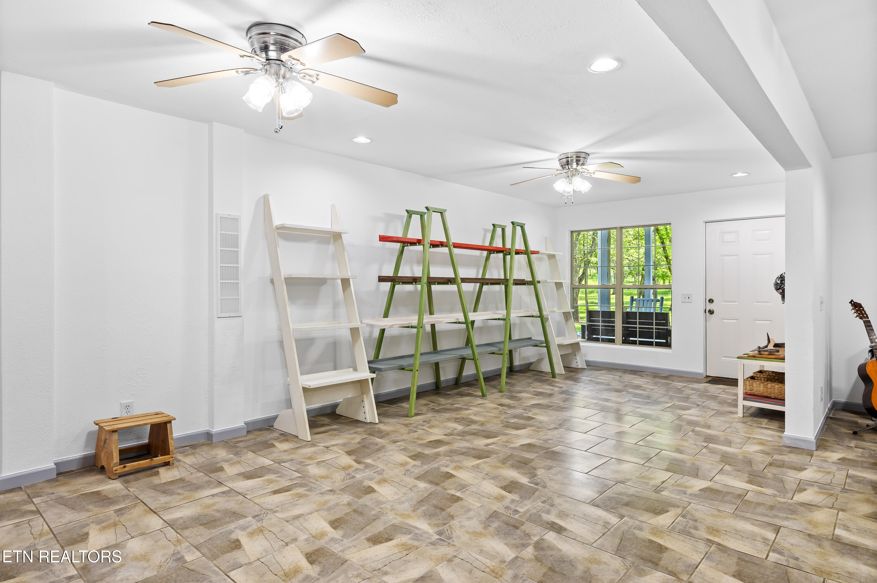 1304 Apache Court Maryville TN 37801