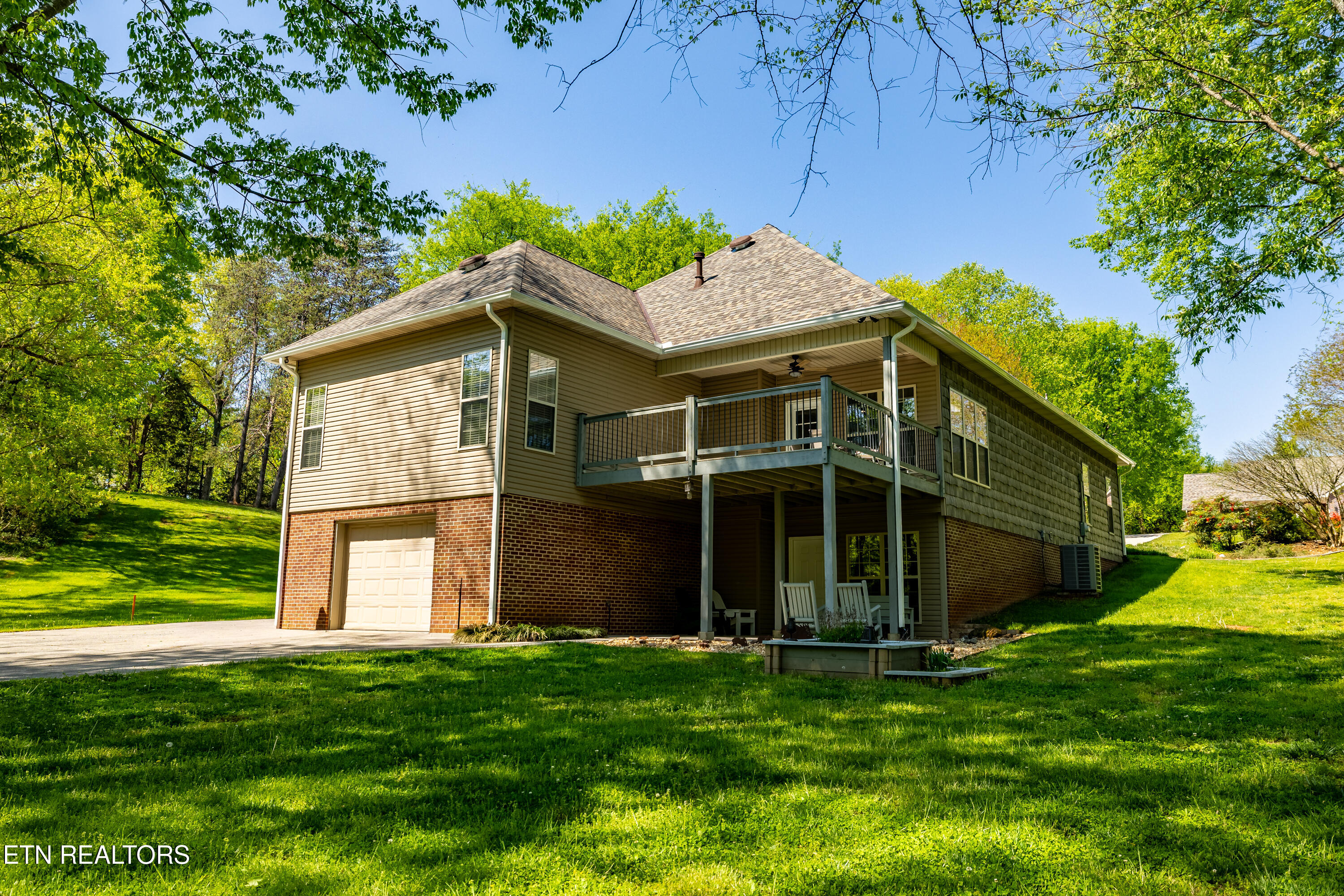 1304 Apache Court Maryville TN 37801