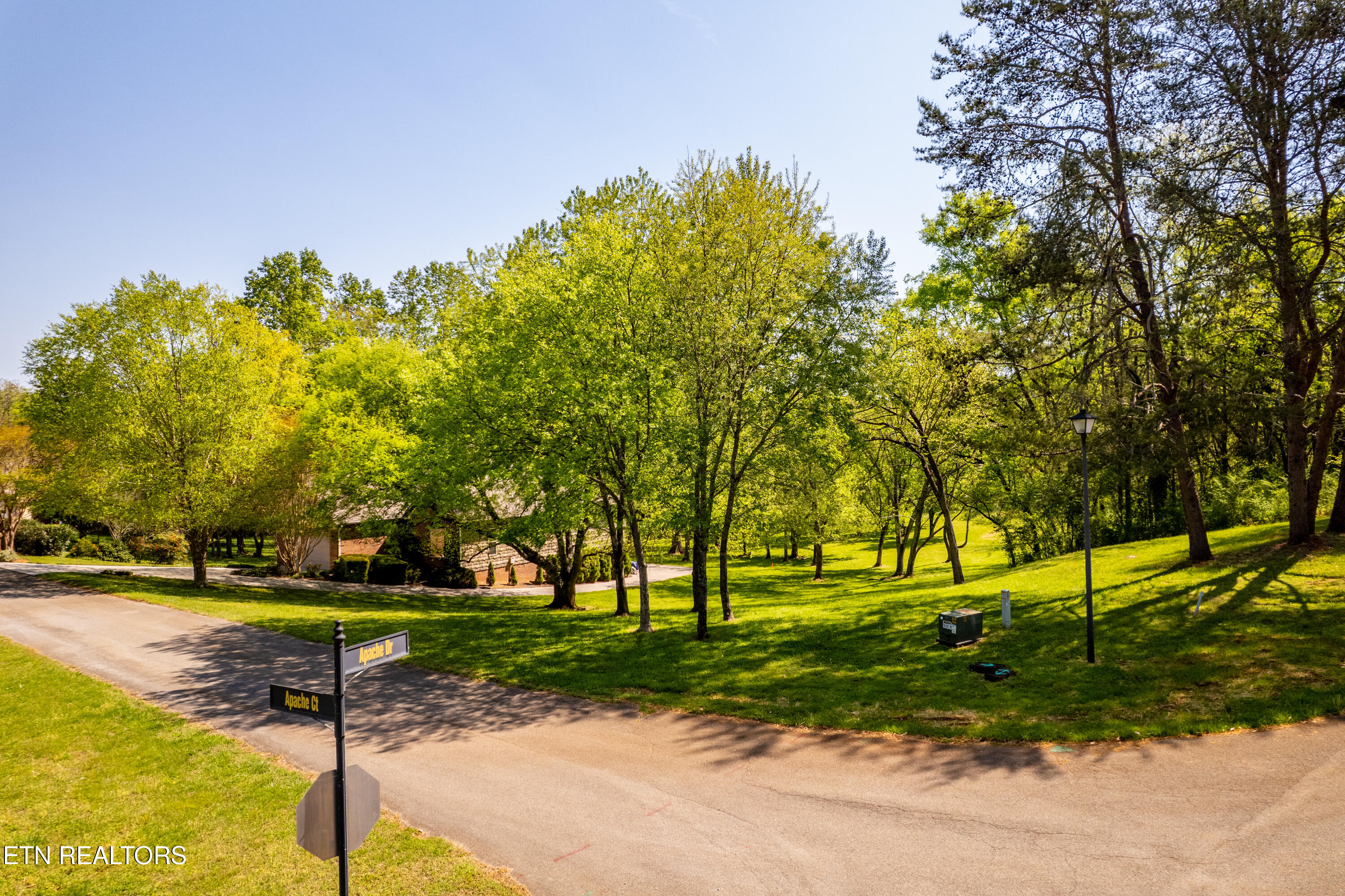 1304 Apache Court Maryville TN 37801