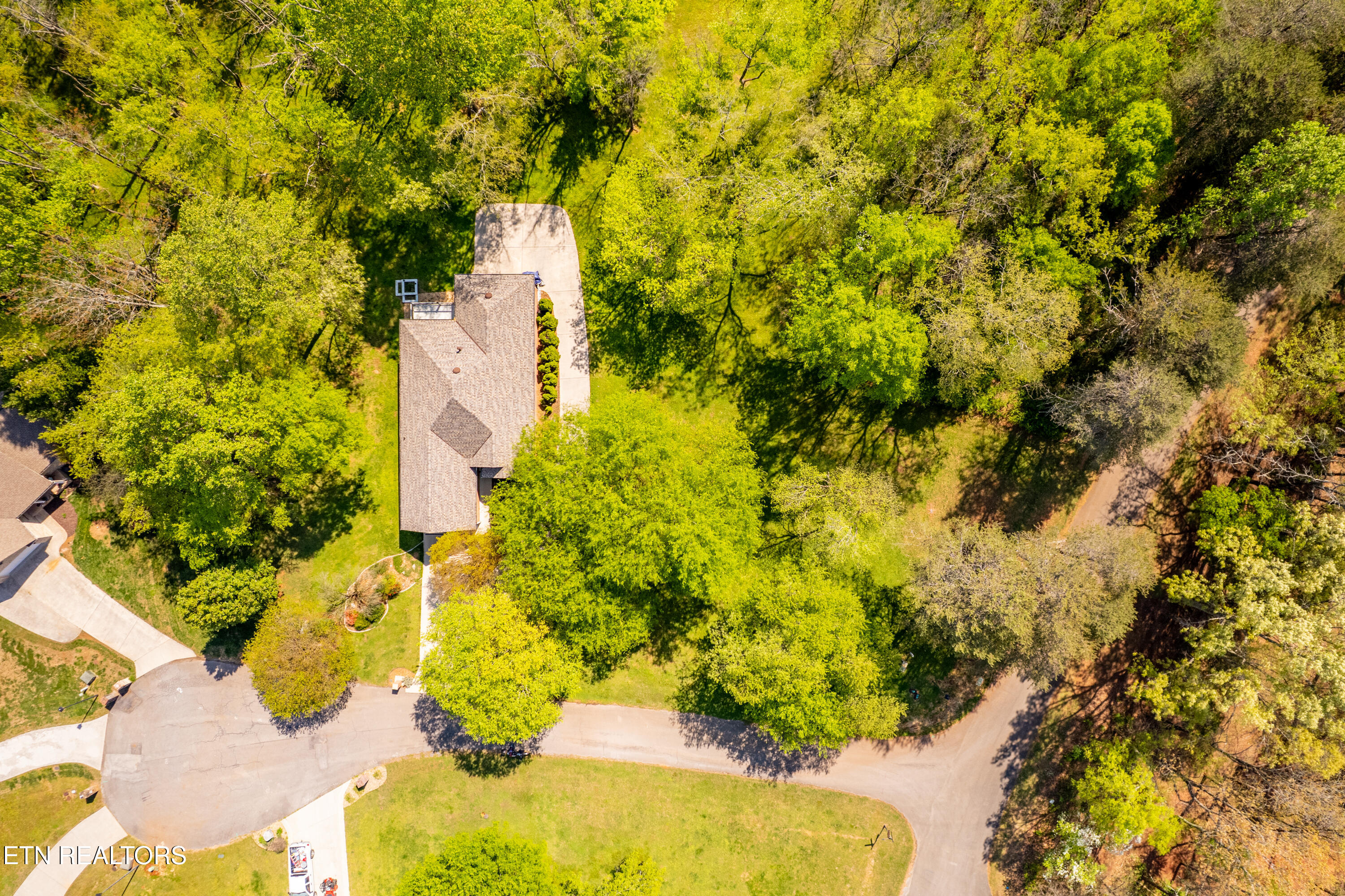 1304 Apache Court Maryville TN 37801