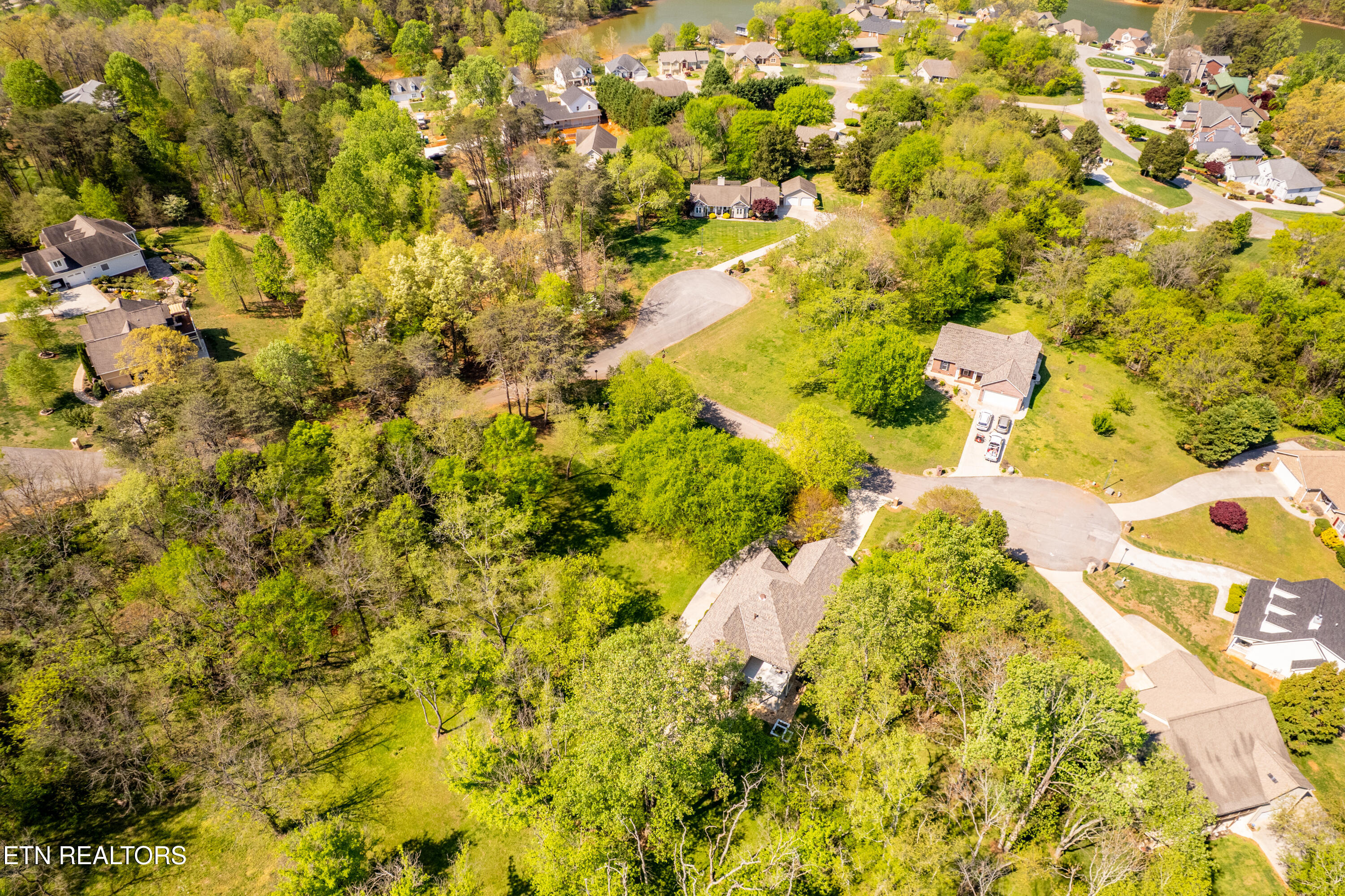 1304 Apache Court Maryville TN 37801