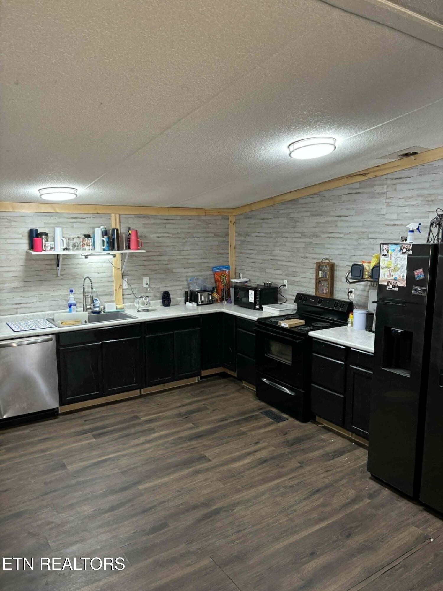 104 Green Acres Clarkrange TN 38553