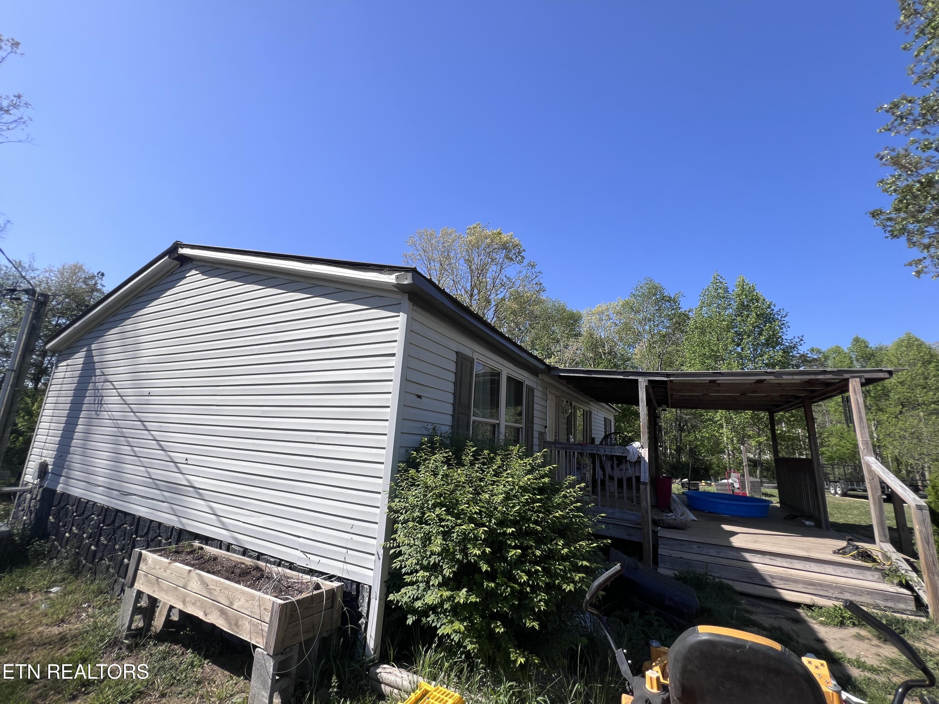104 Green Acres Clarkrange TN 38553