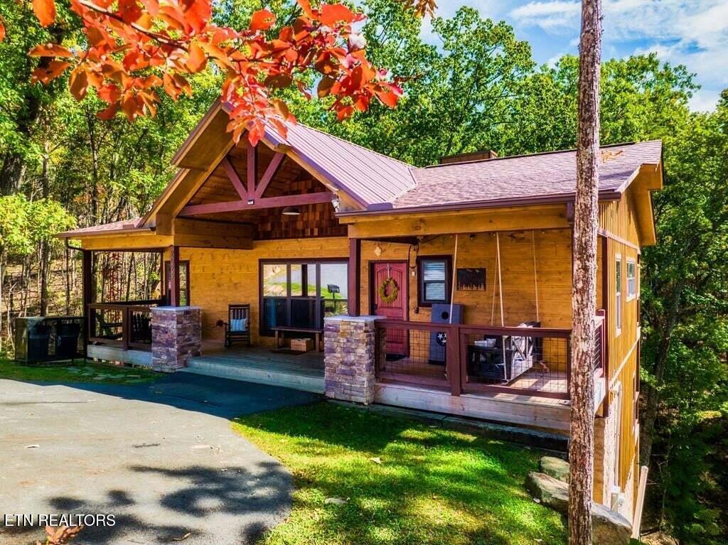 2529 Mountain Holly Way Sevierville TN 37862