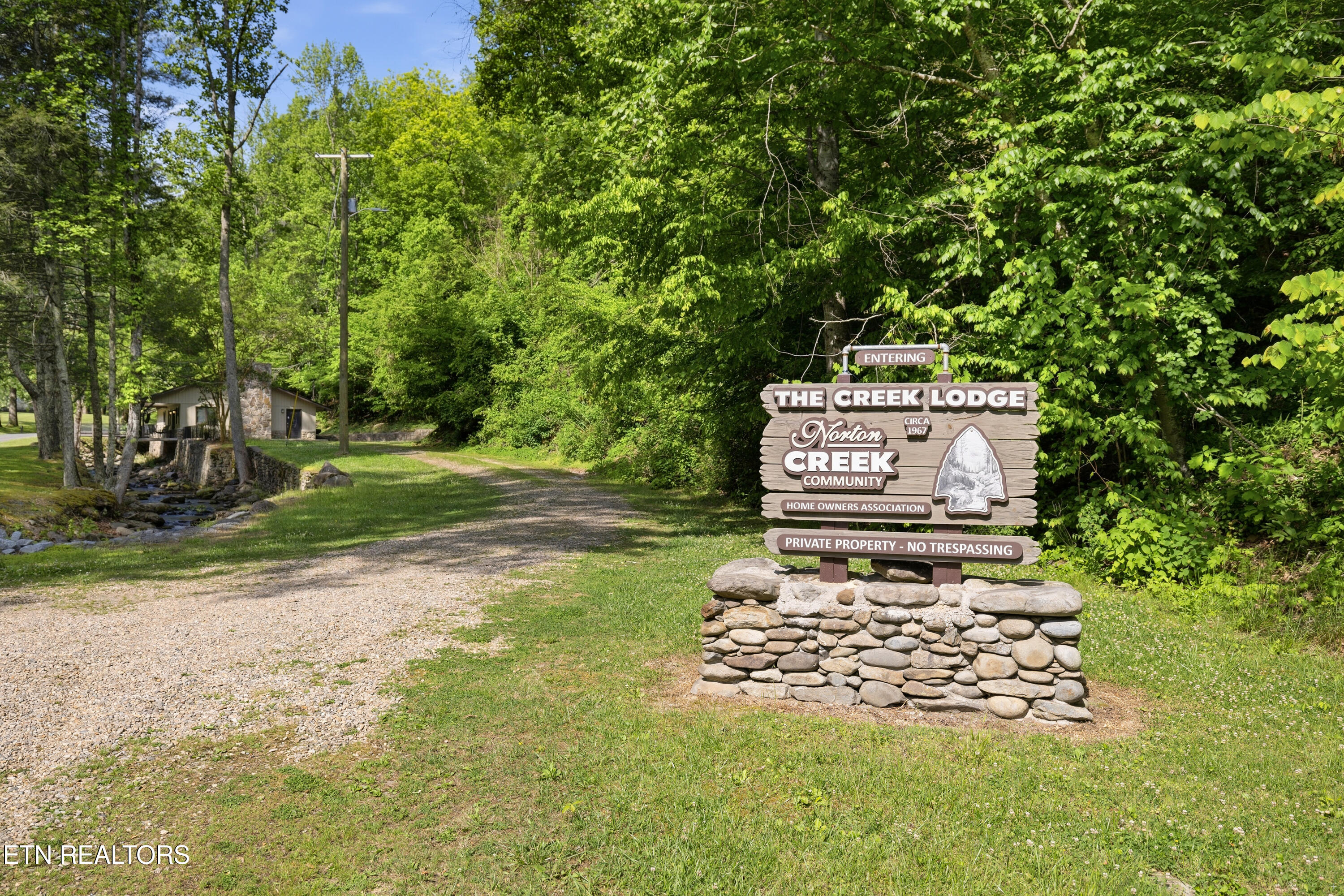 509 Adams Road Gatlinburg TN 37738
