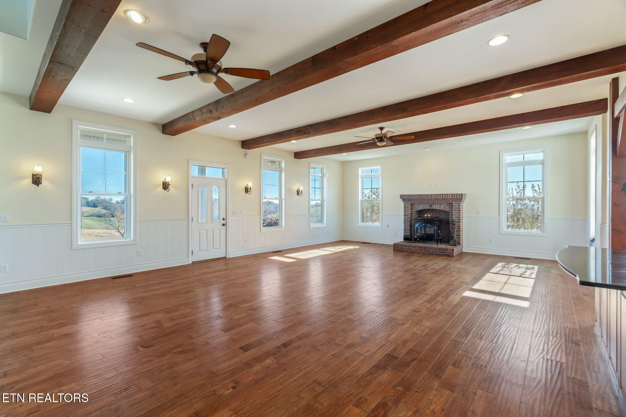 321 Peach Orchard Road Clinton TN 37716
