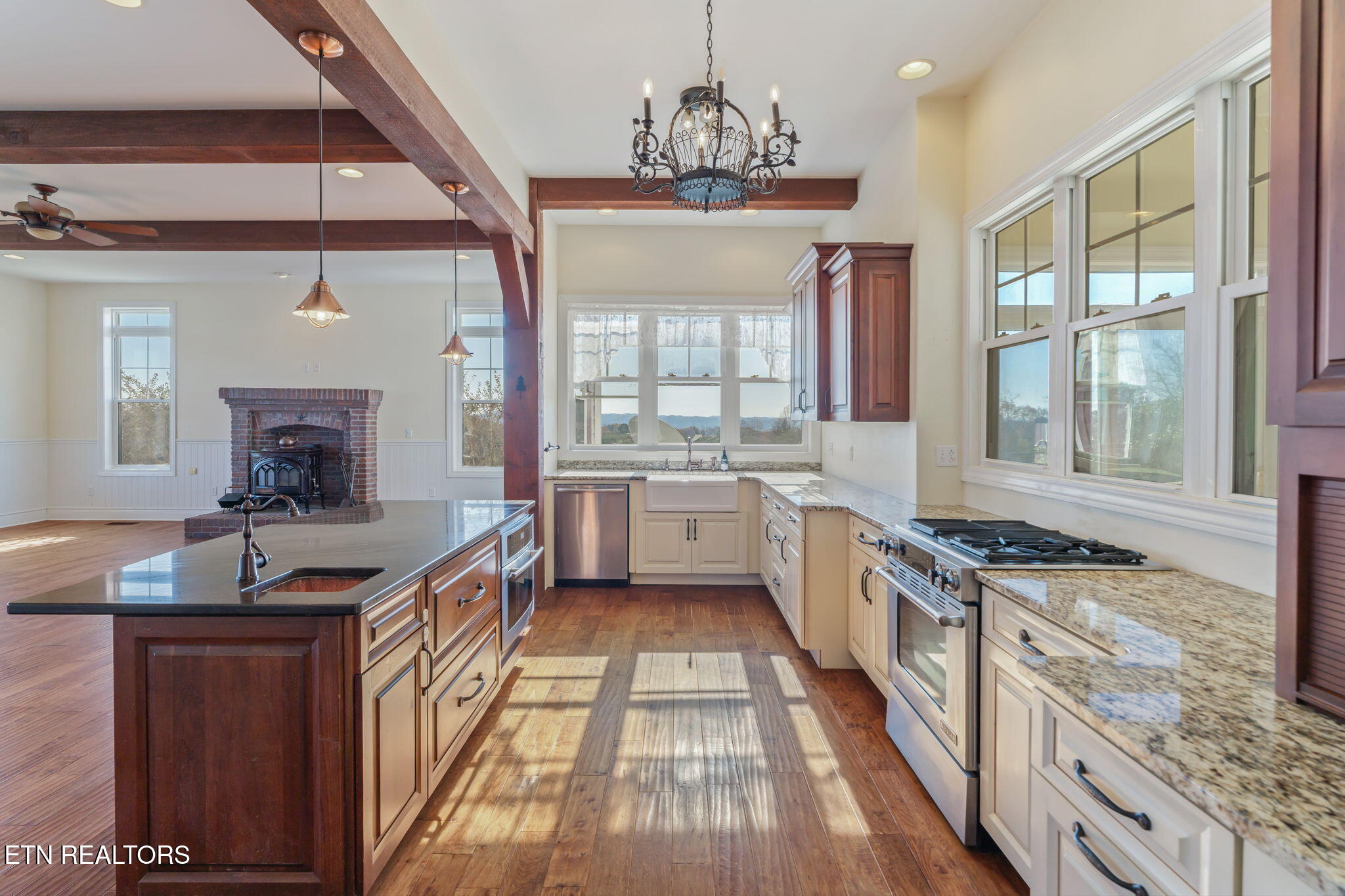321 Peach Orchard Road Clinton TN 37716