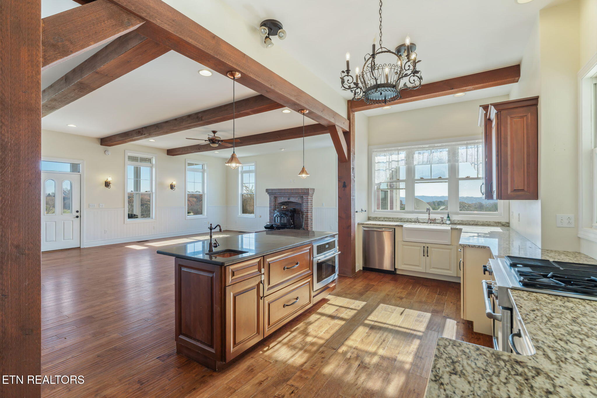 321 Peach Orchard Road Clinton TN 37716