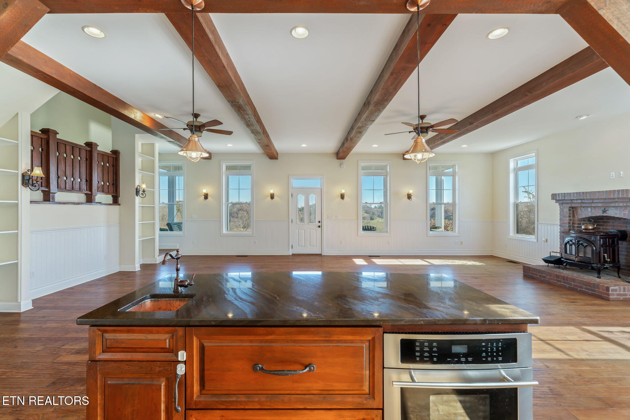 321 Peach Orchard Road Clinton TN 37716