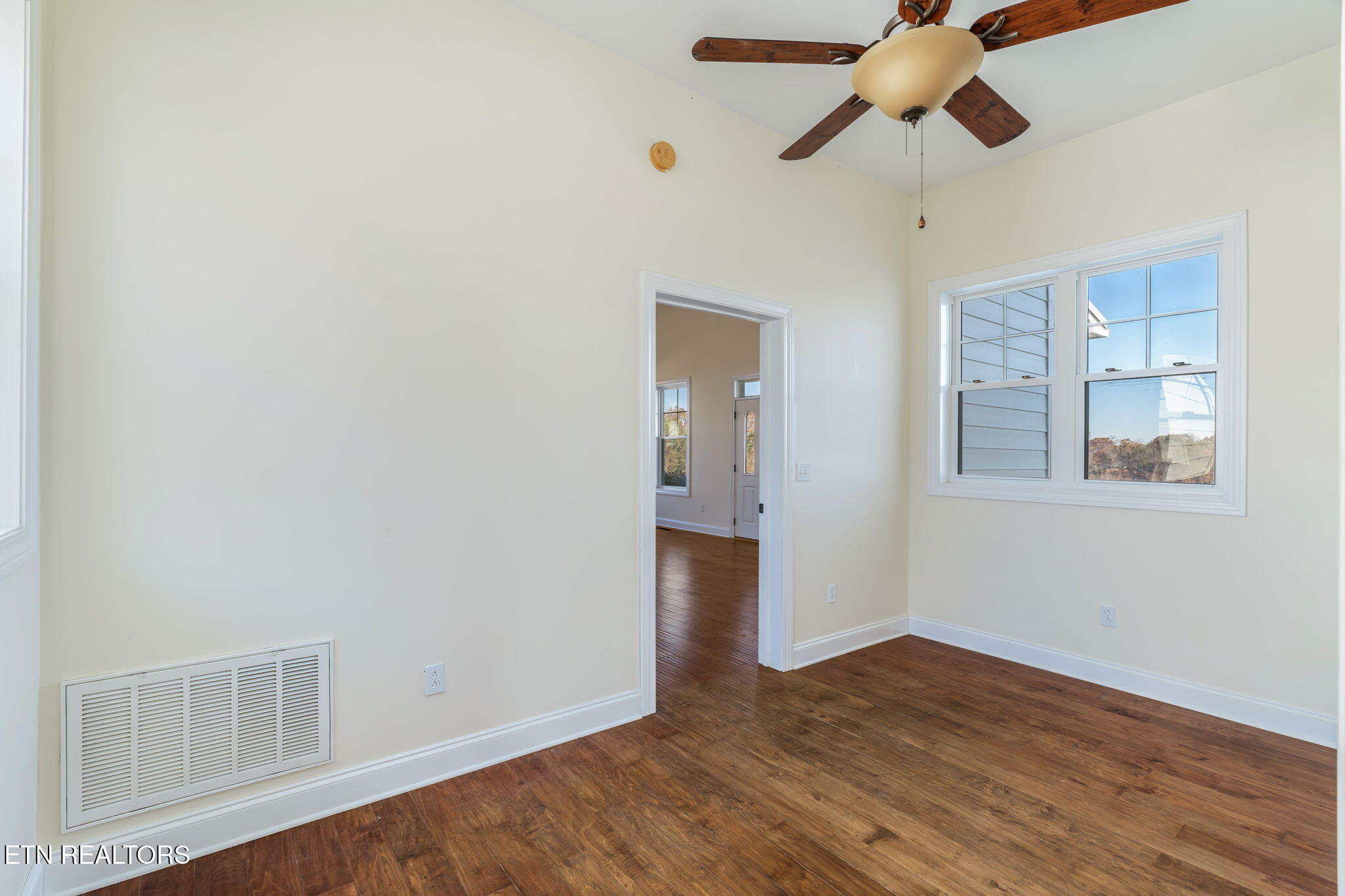 321 Peach Orchard Road Clinton TN 37716