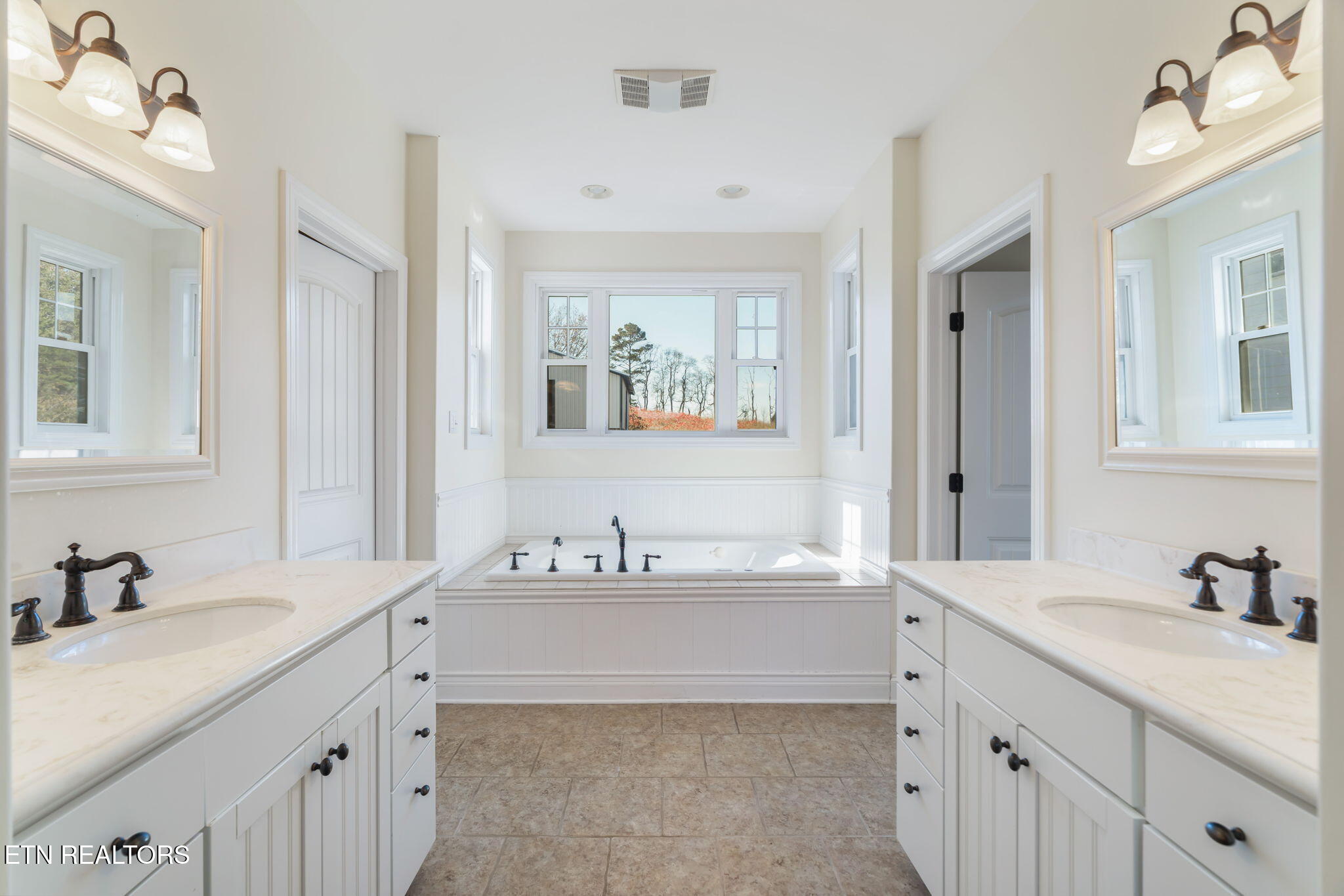 321 Peach Orchard Road Clinton TN 37716