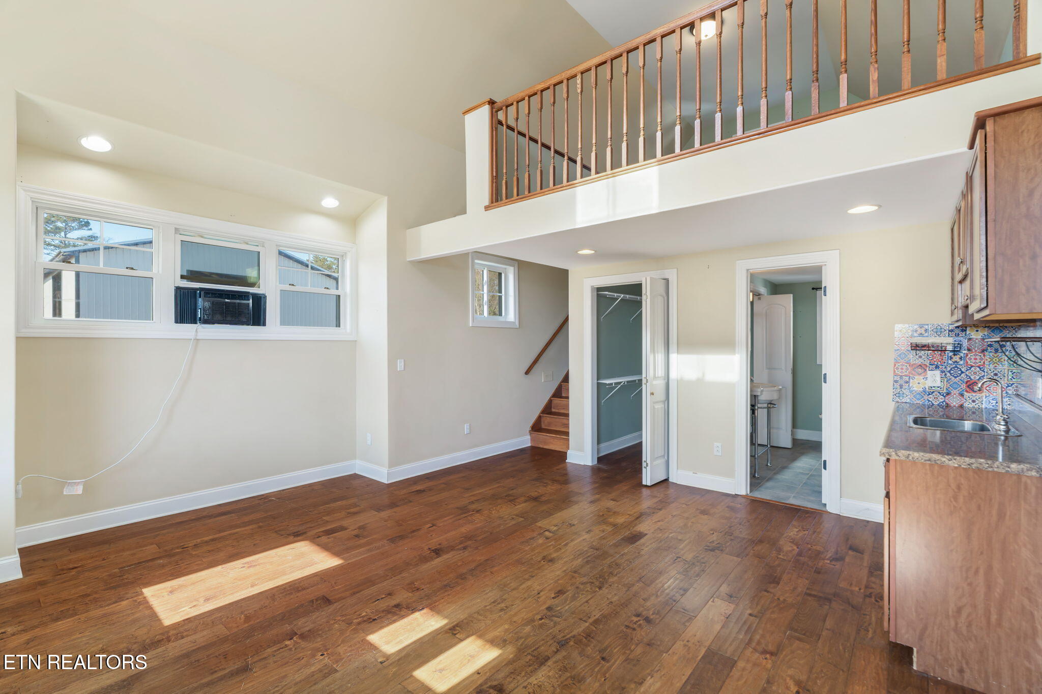 321 Peach Orchard Road Clinton TN 37716