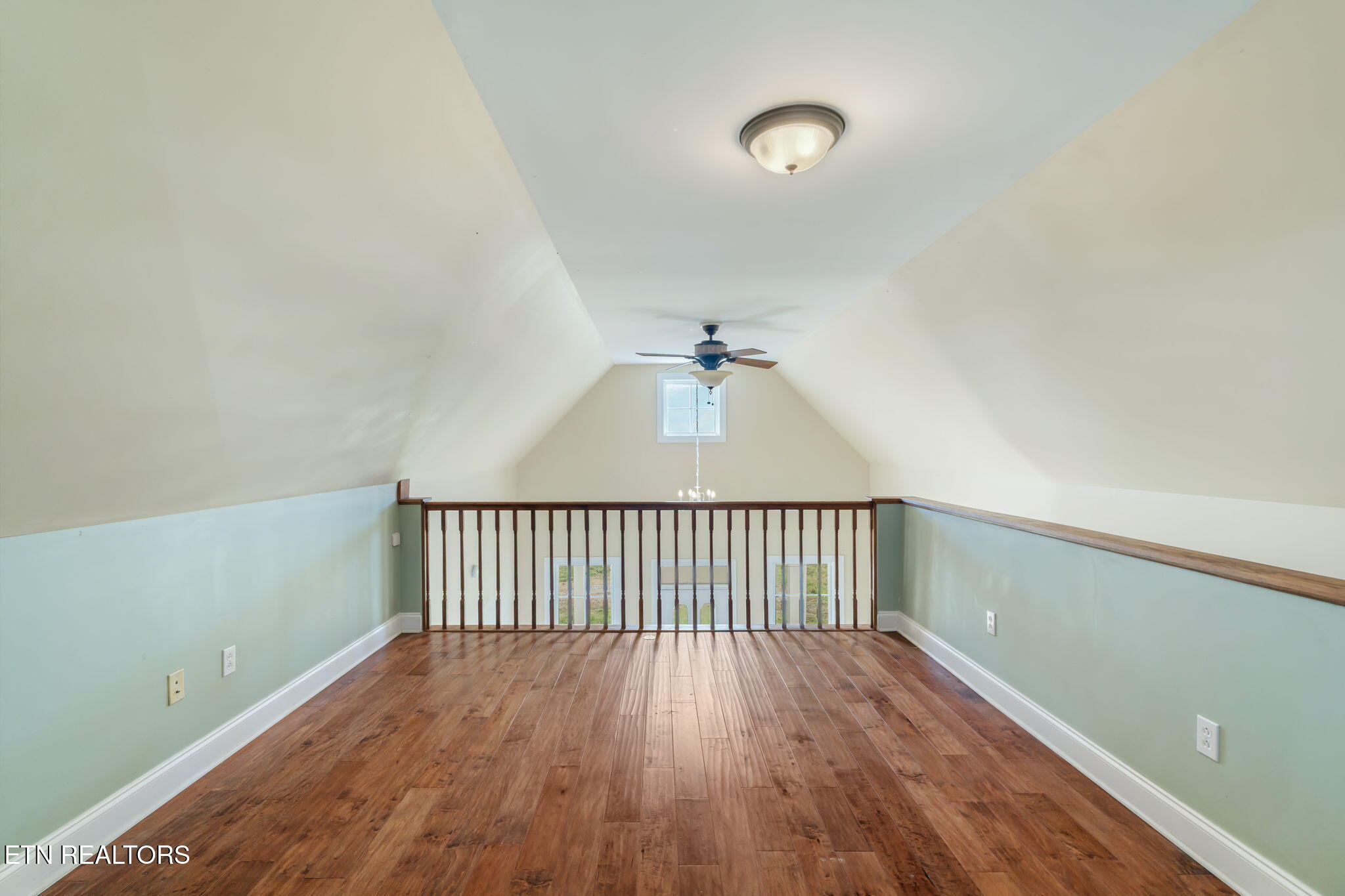 321 Peach Orchard Road Clinton TN 37716