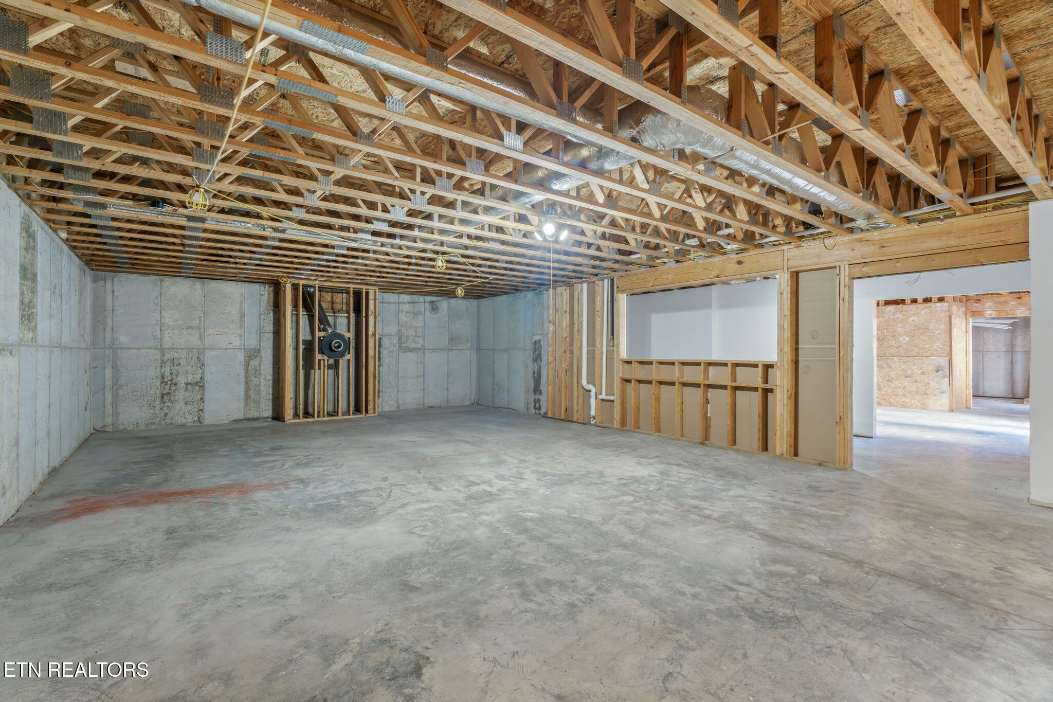 321 Peach Orchard Road Clinton TN 37716
