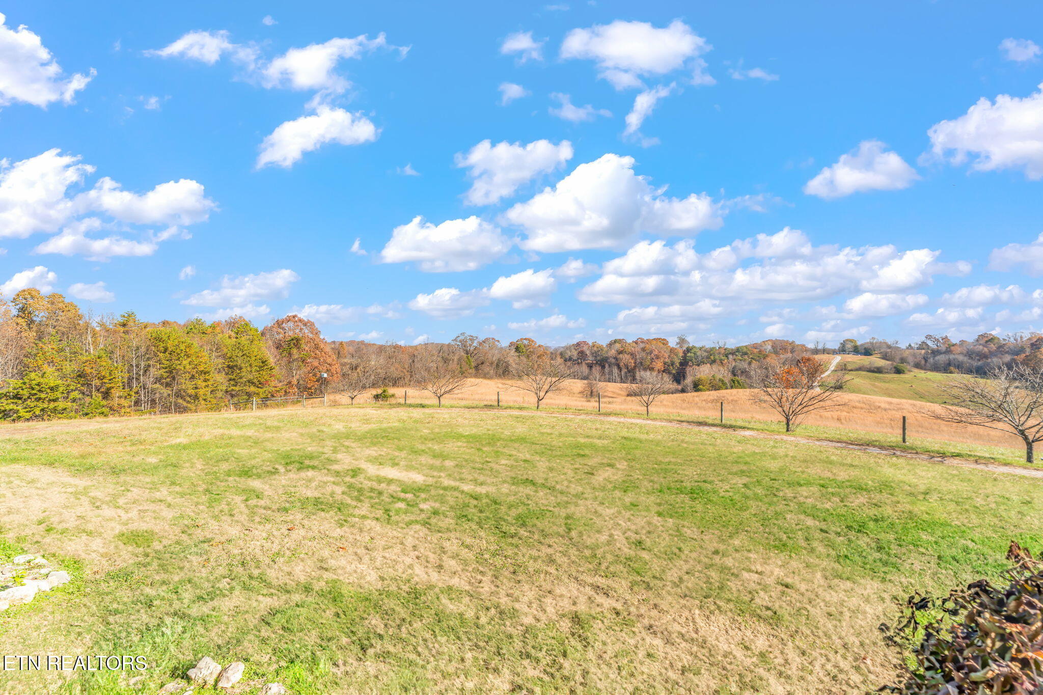 321 Peach Orchard Road Clinton TN 37716