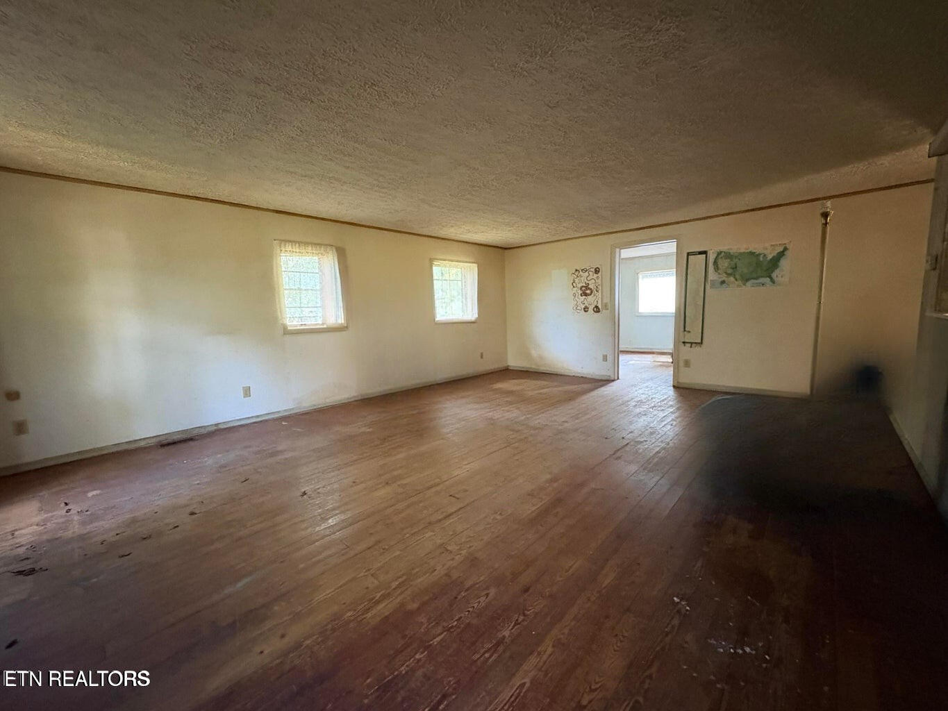 498 W Rhea Avenue Spring City TN 37381