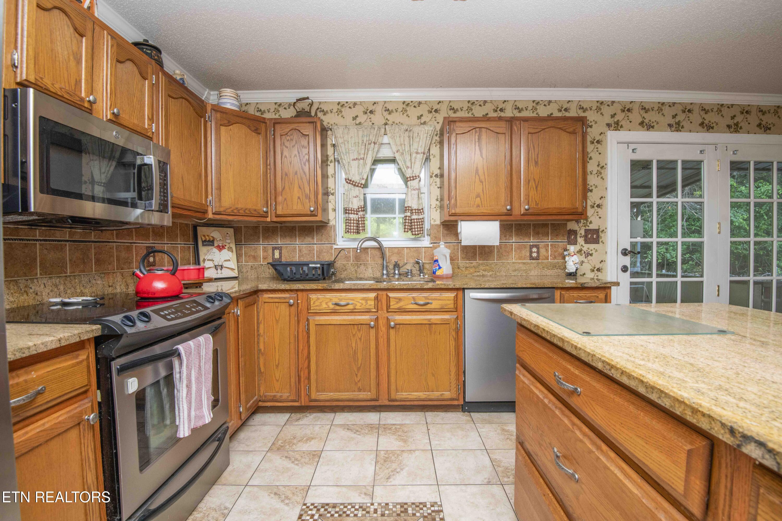 104 Blackberry Ridge Drive Lenoir City TN 37772