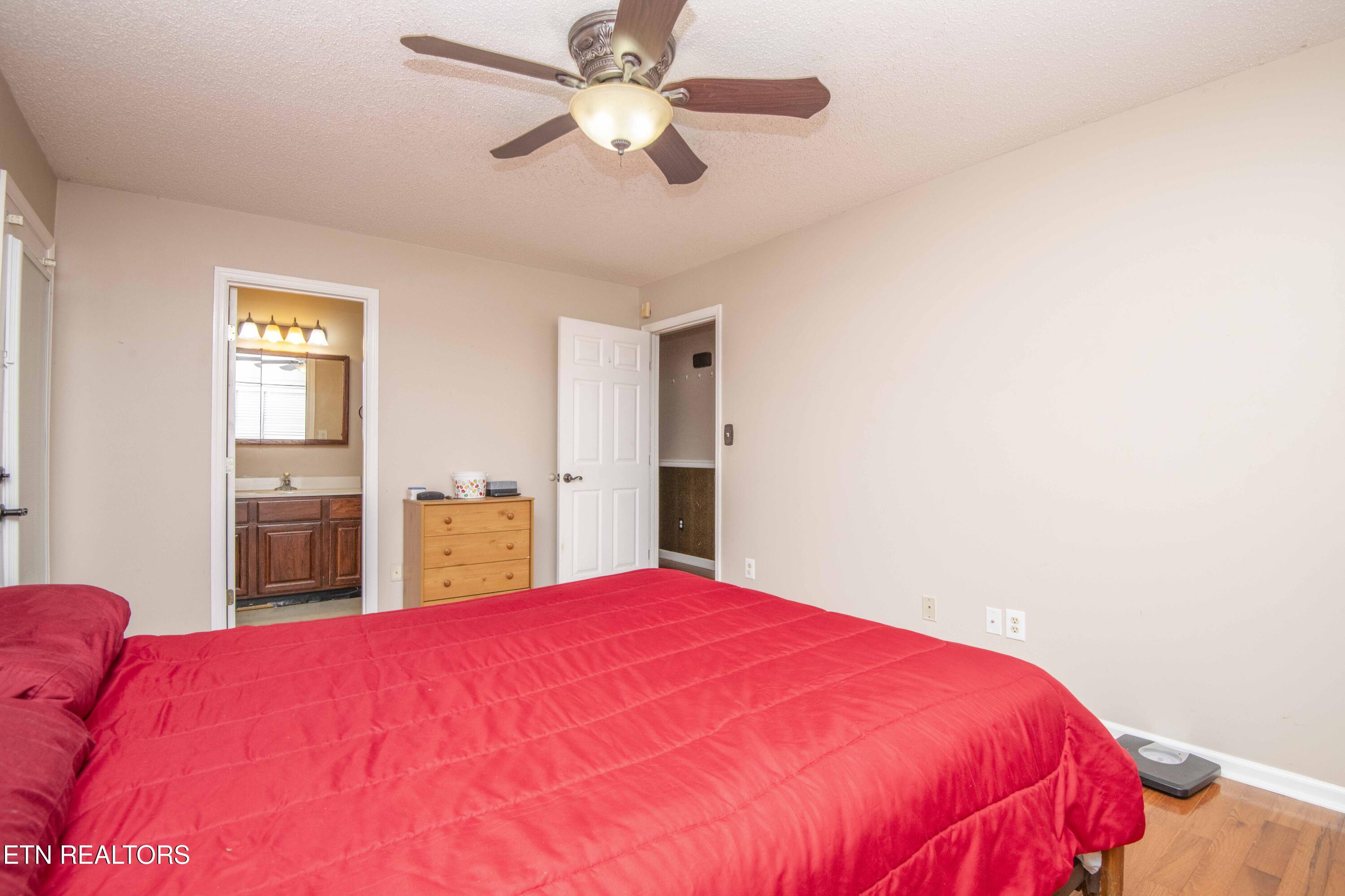 104 Blackberry Ridge Drive Lenoir City TN 37772