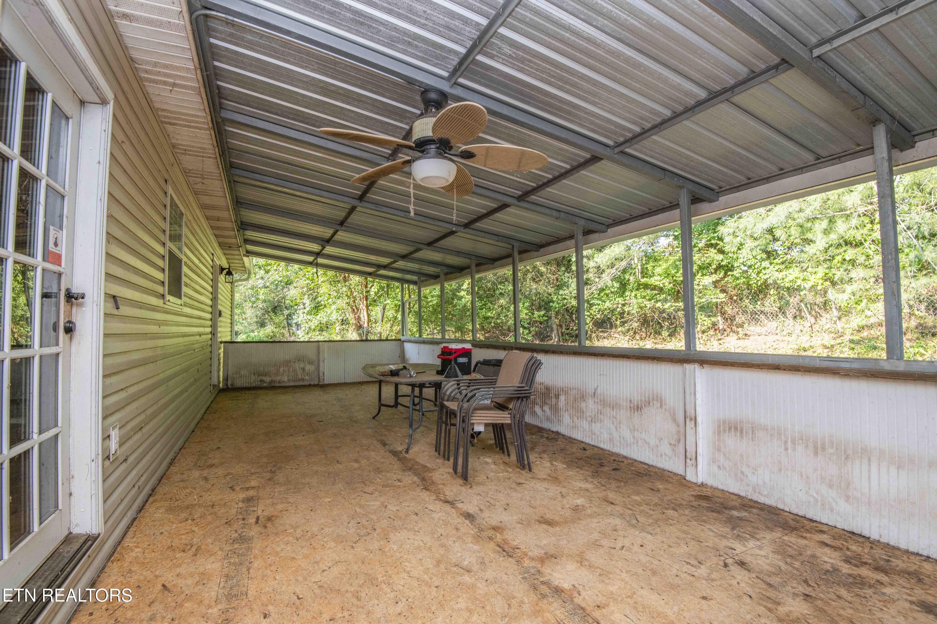 104 Blackberry Ridge Drive Lenoir City TN 37772