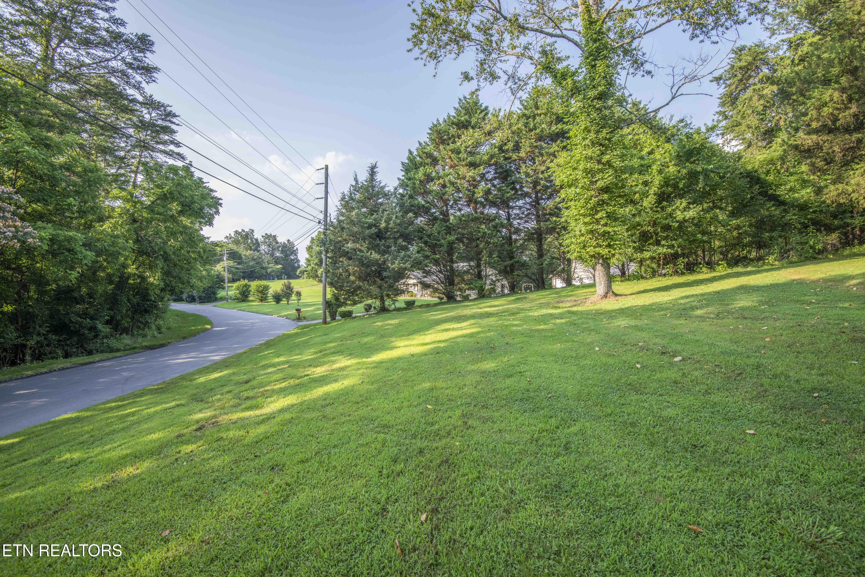 104 Blackberry Ridge Drive Lenoir City TN 37772