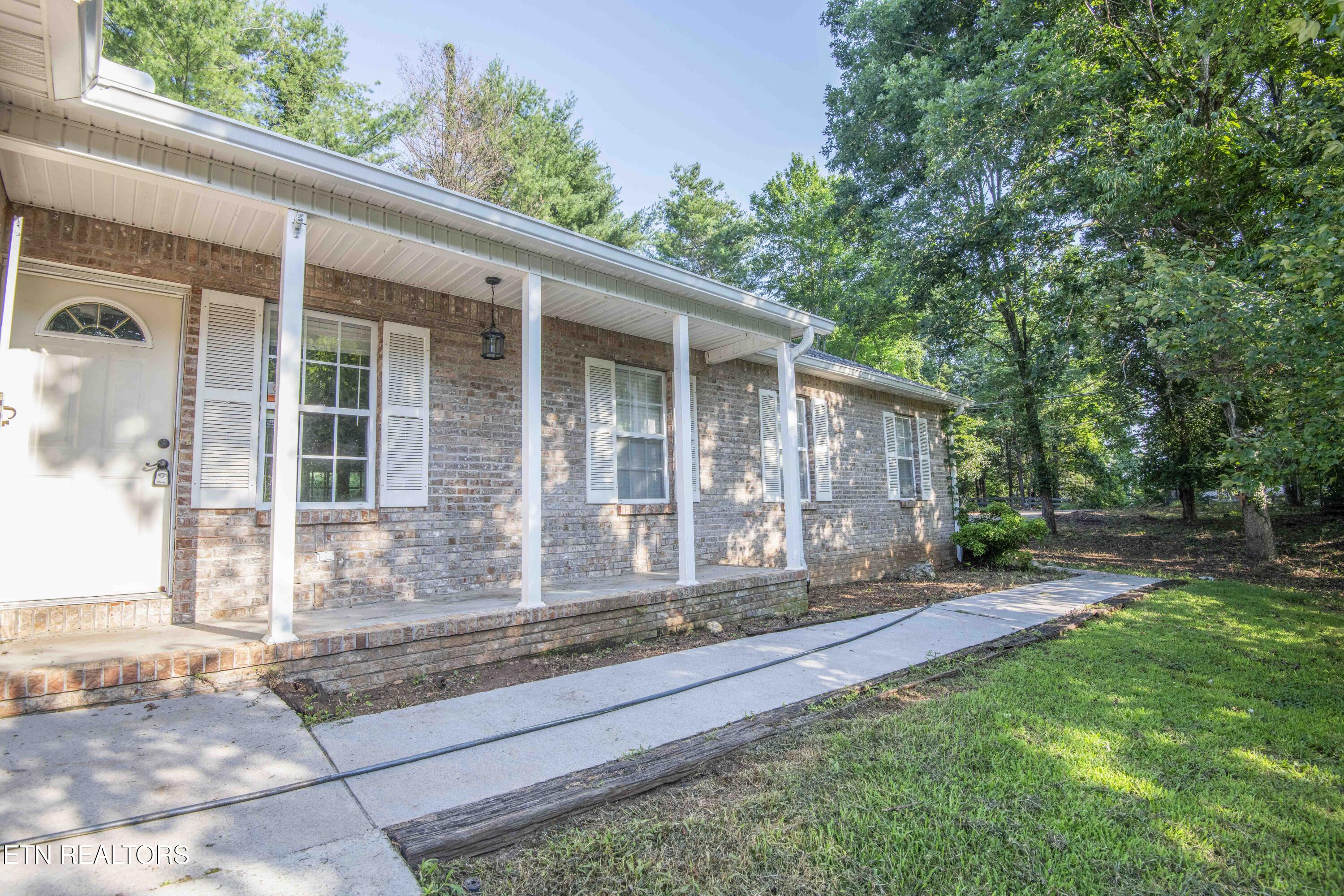 104 Blackberry Ridge Drive Lenoir City TN 37772
