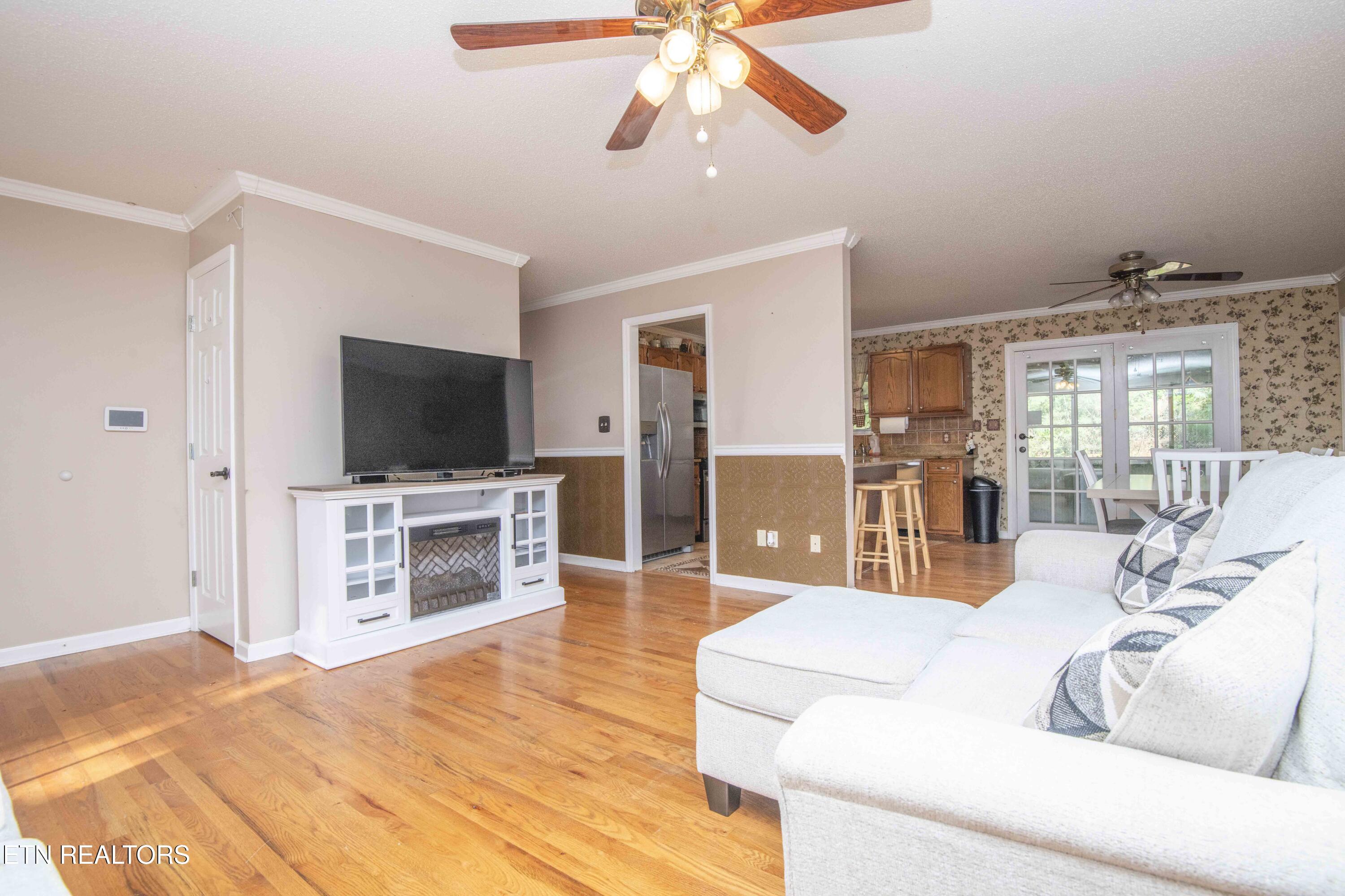 104 Blackberry Ridge Drive Lenoir City TN 37772