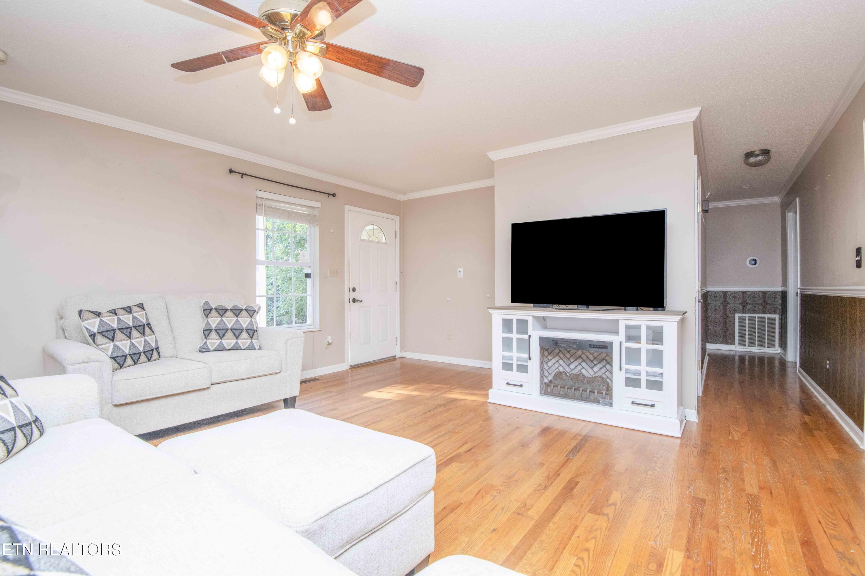 104 Blackberry Ridge Drive Lenoir City TN 37772