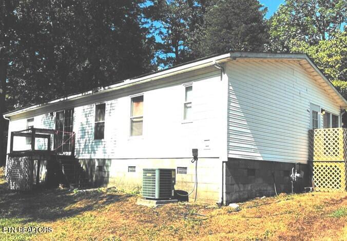 1648 Dutch Valley Road Clinton TN 37716
