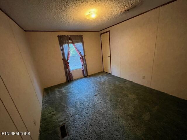 1648 Dutch Valley Road Clinton TN 37716
