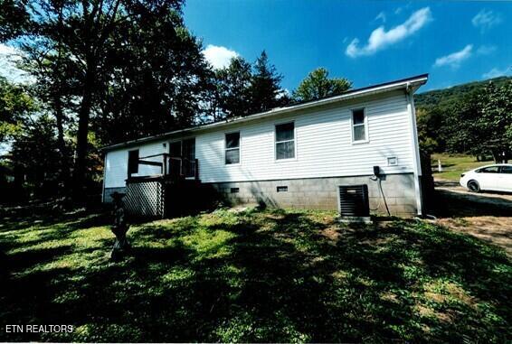 1648 Dutch Valley Road Clinton TN 37716