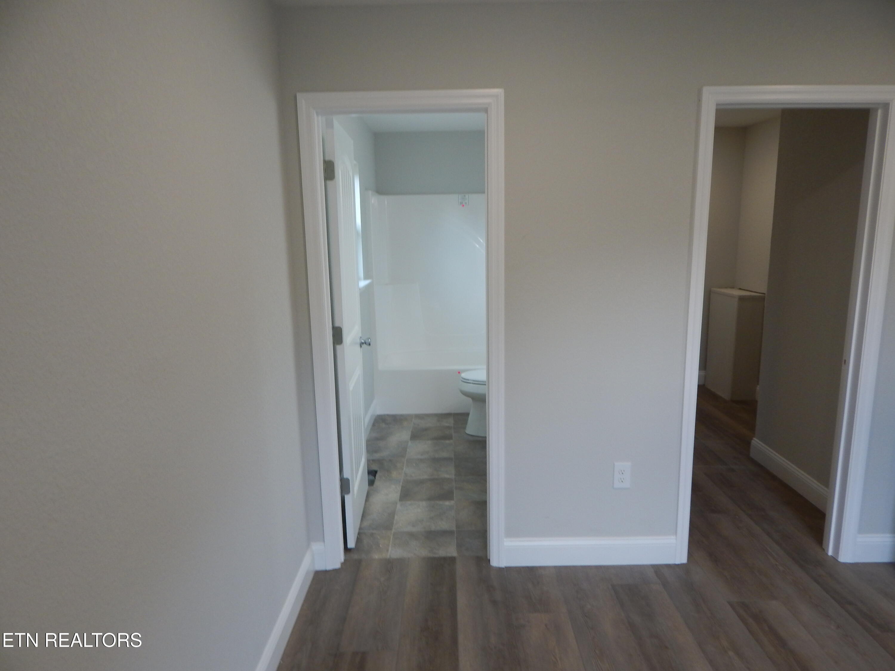 201 Kelsey Street Etowah TN 37331