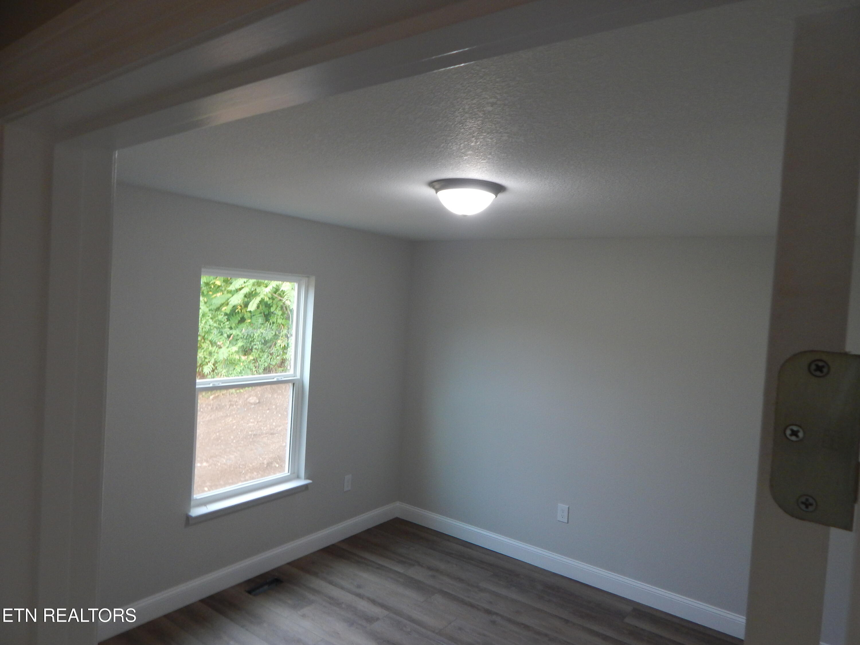 201 Kelsey Street Etowah TN 37331