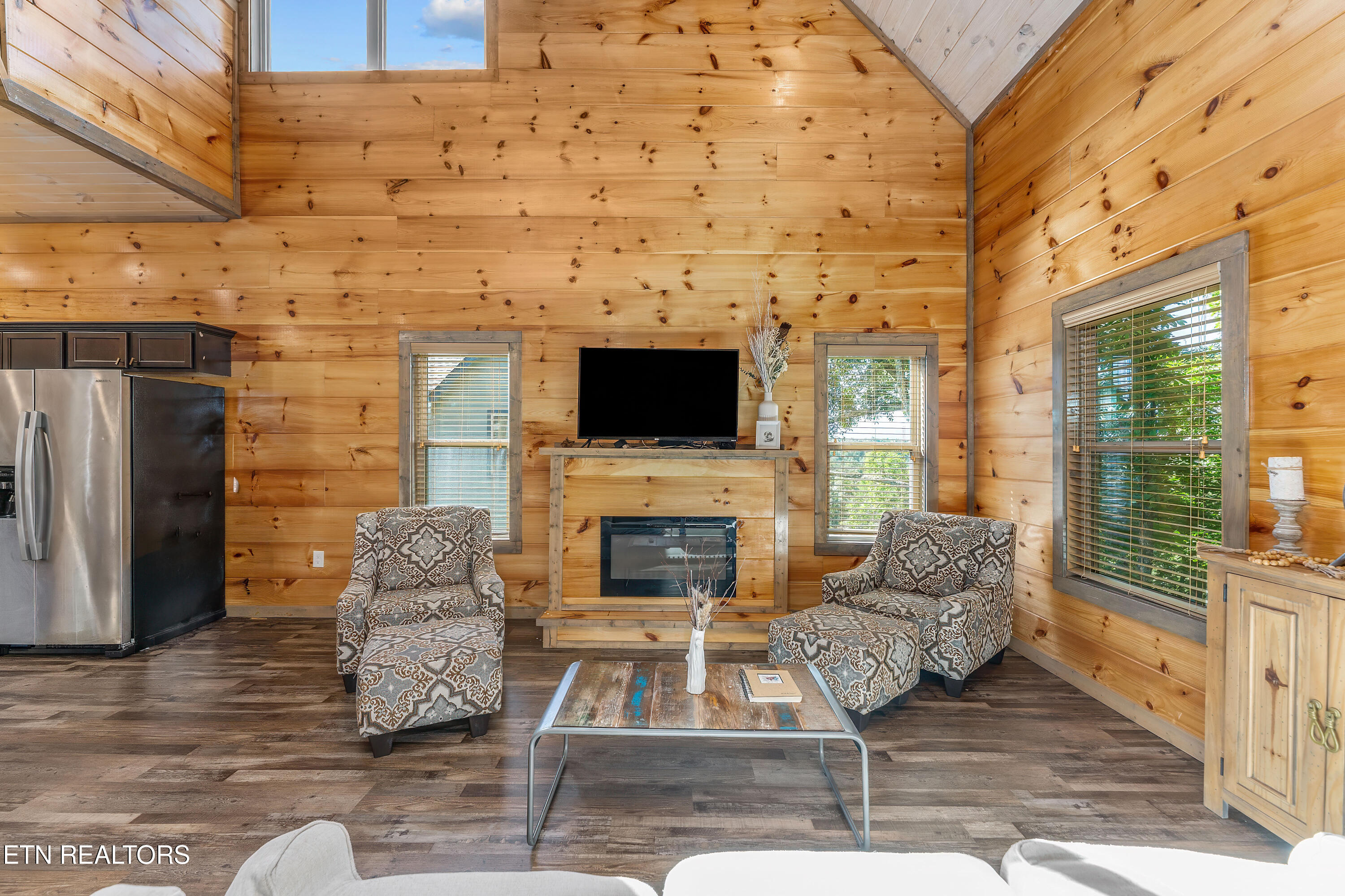 2127 Eagle Feather Drive Sevierville TN 37876