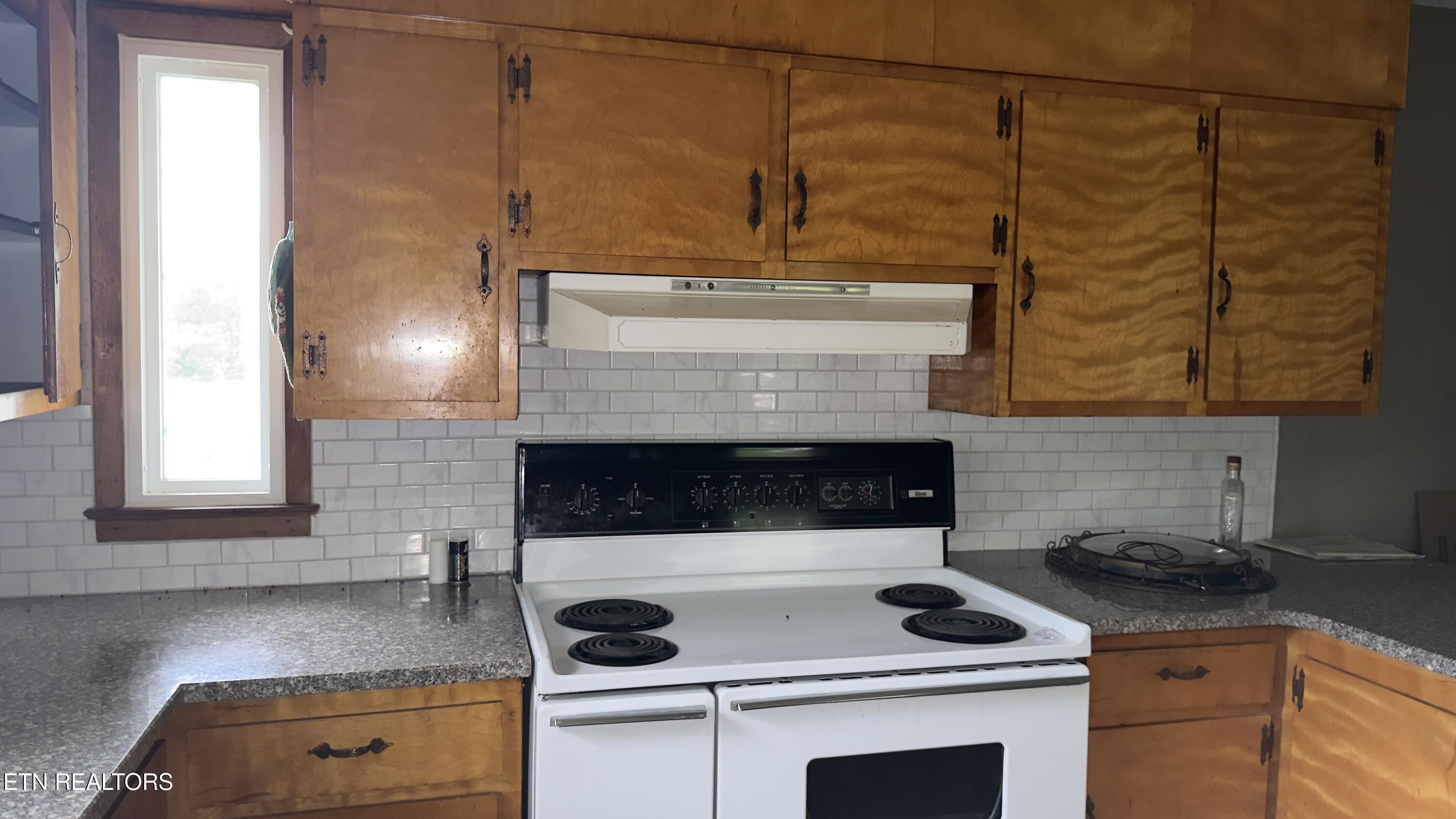 2662 Louisville Road Maryville TN 37801
